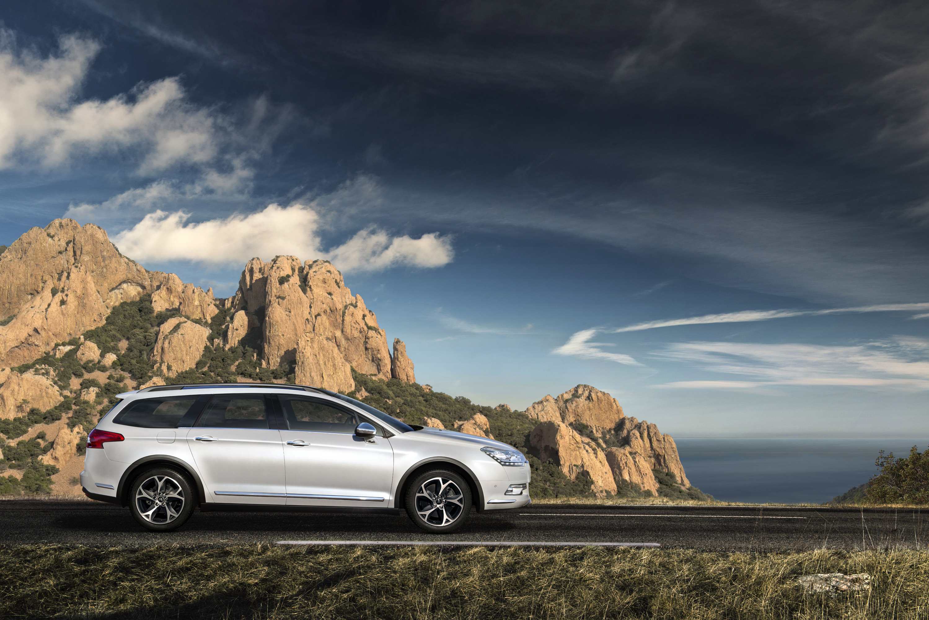 Citroen C5 CrossTourer photo #2