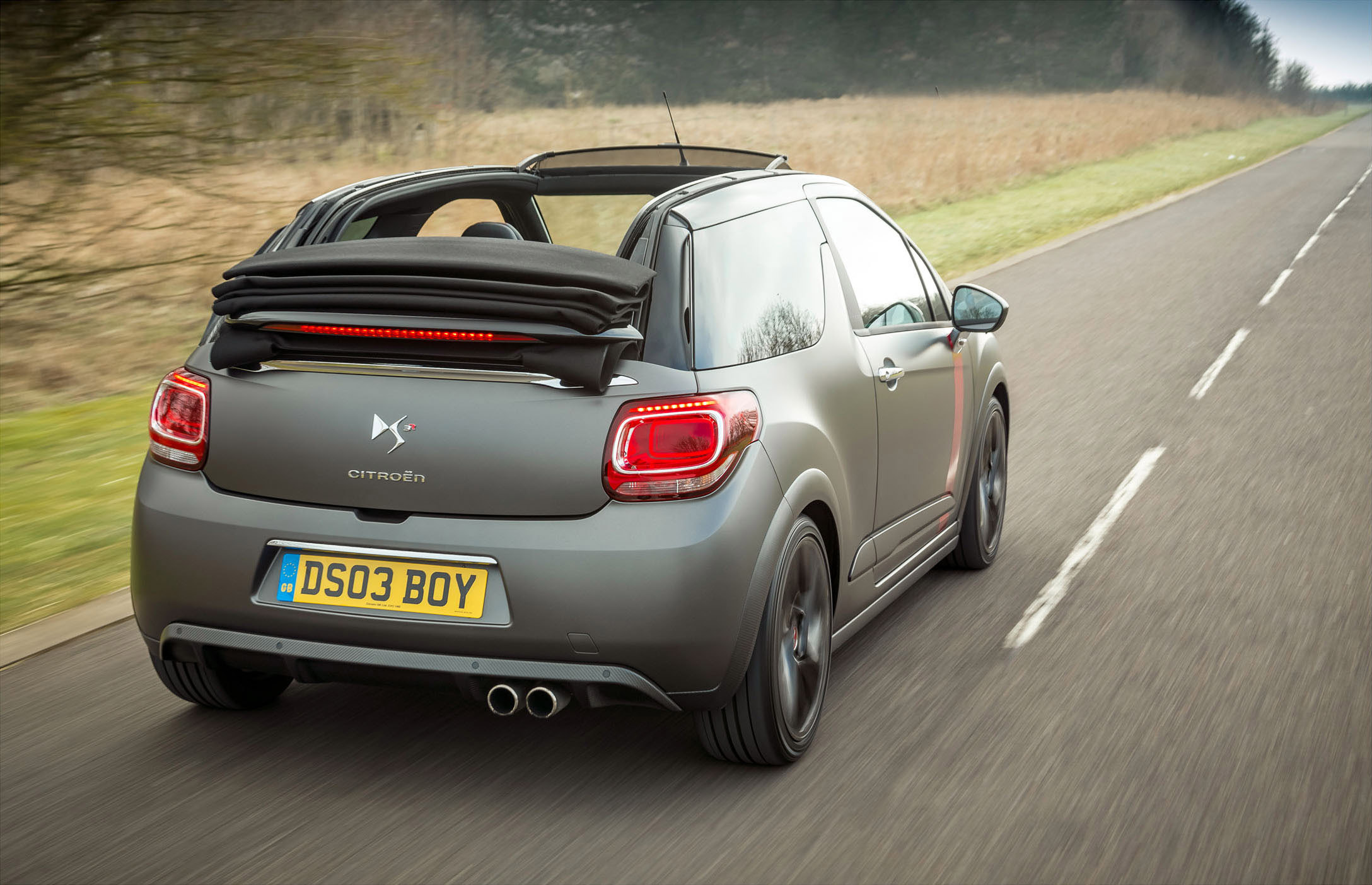 Citroen DS3 Cabrio Racing Ultra Limited Edition photo #21