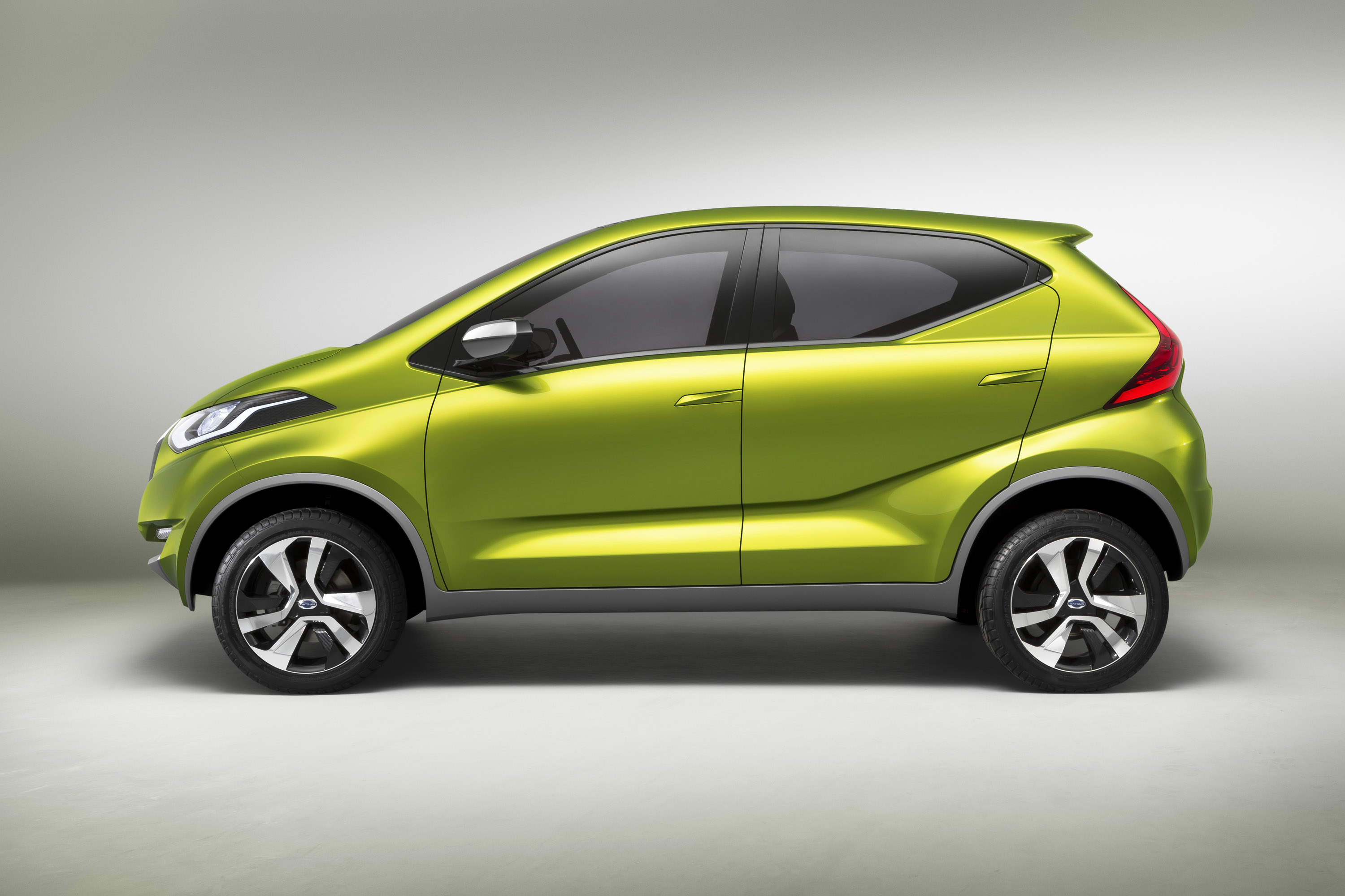 2014 Datsun Redi Go Concept Hd Pictures Carsinvasion Com