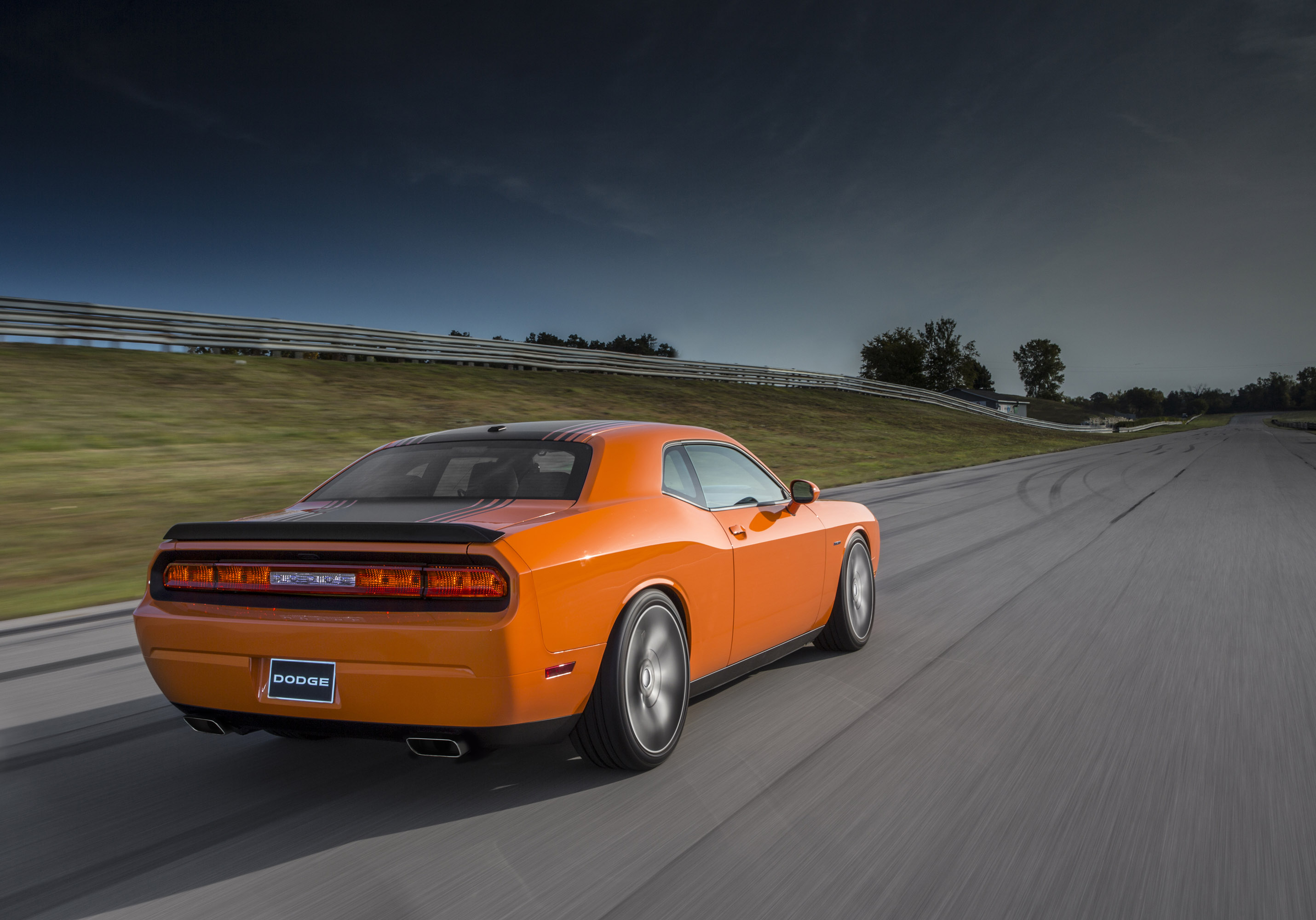 Dodge Challenger RT Shaker photo #7