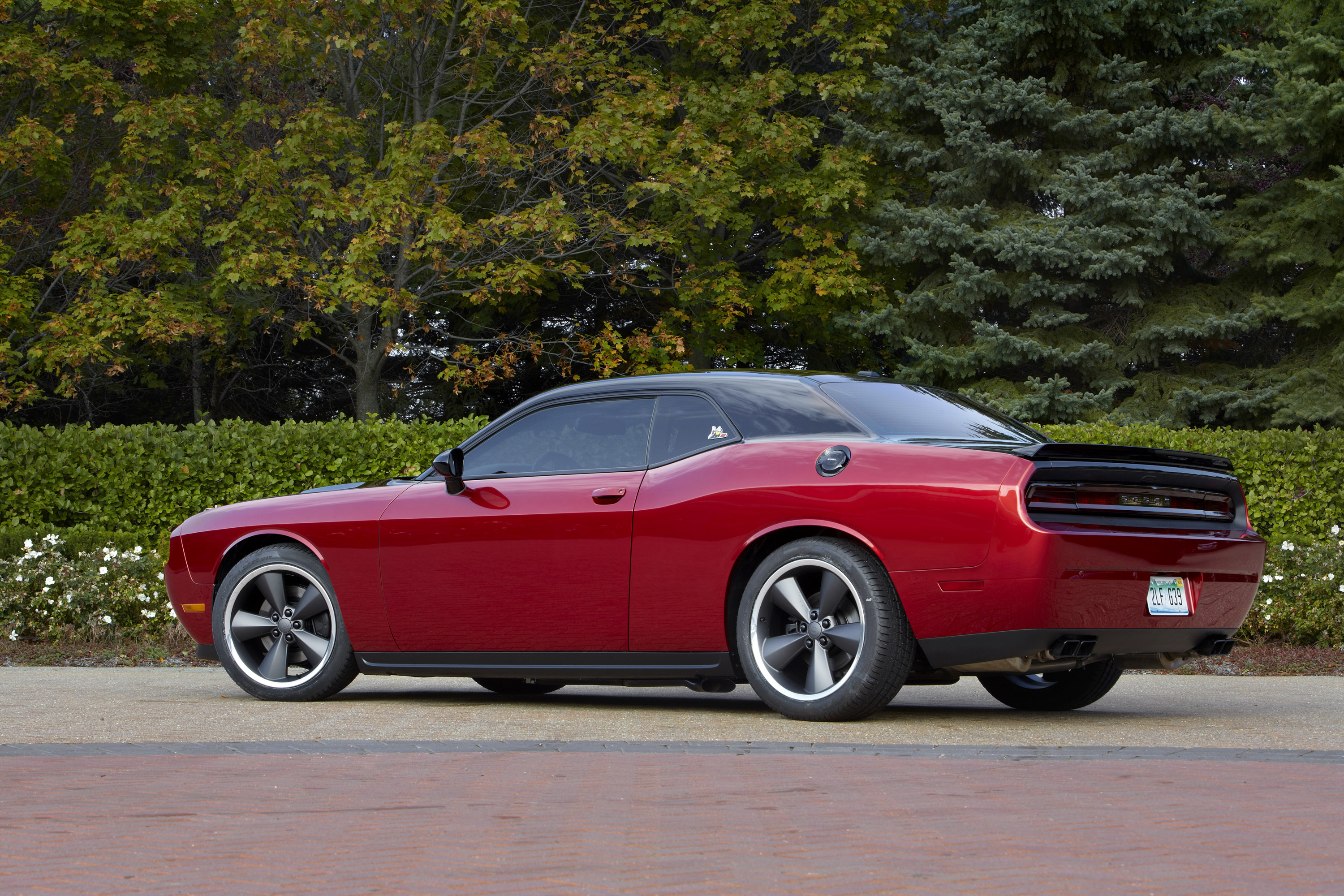 Dodge Challenger Scat Package photo #3