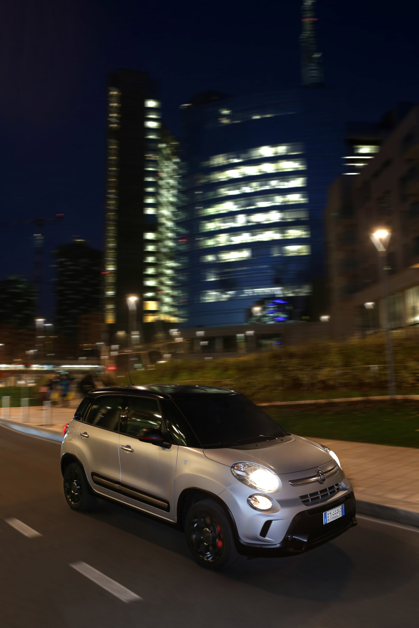 Fiat 500L Beats Edition photo #19