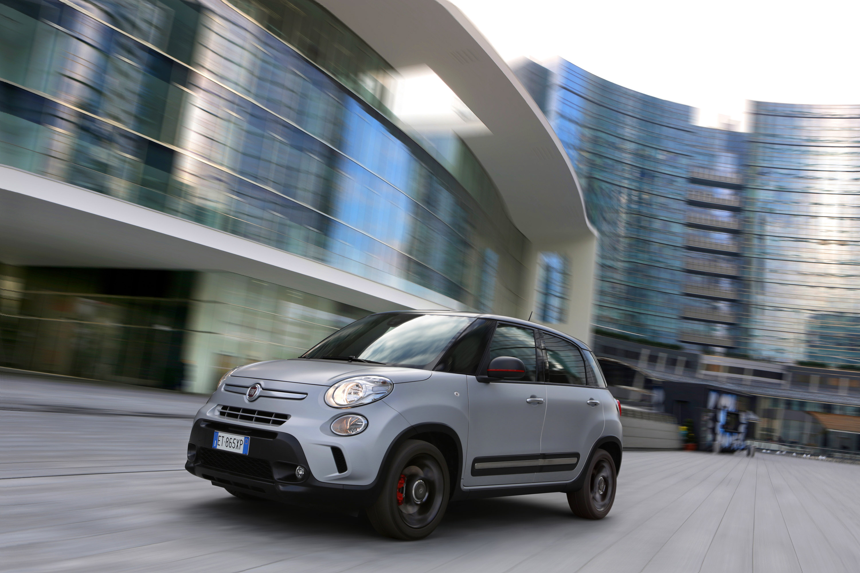Fiat 500L Beats Edition photo #27