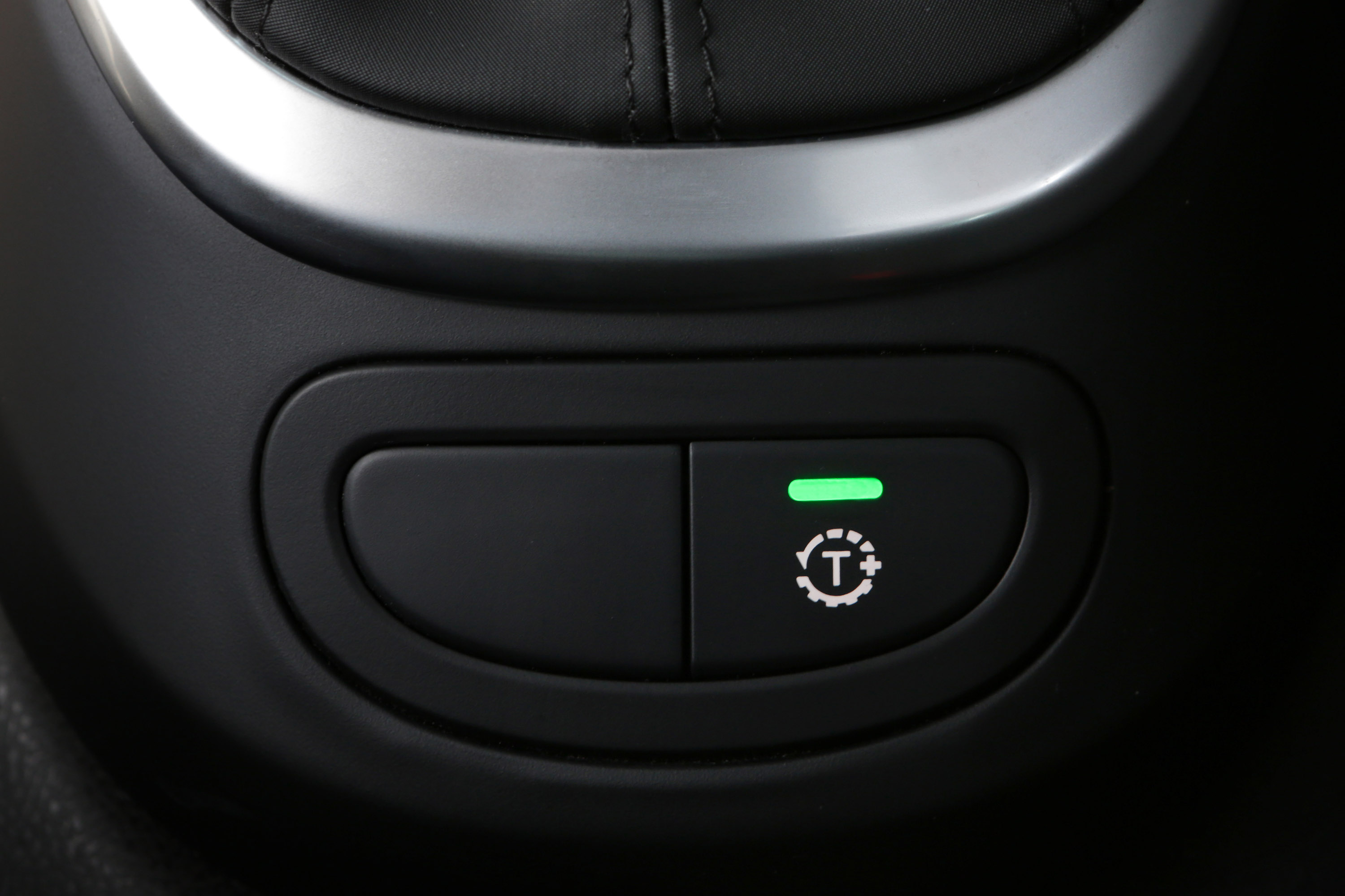 Fiat 500L Beats Edition photo #38