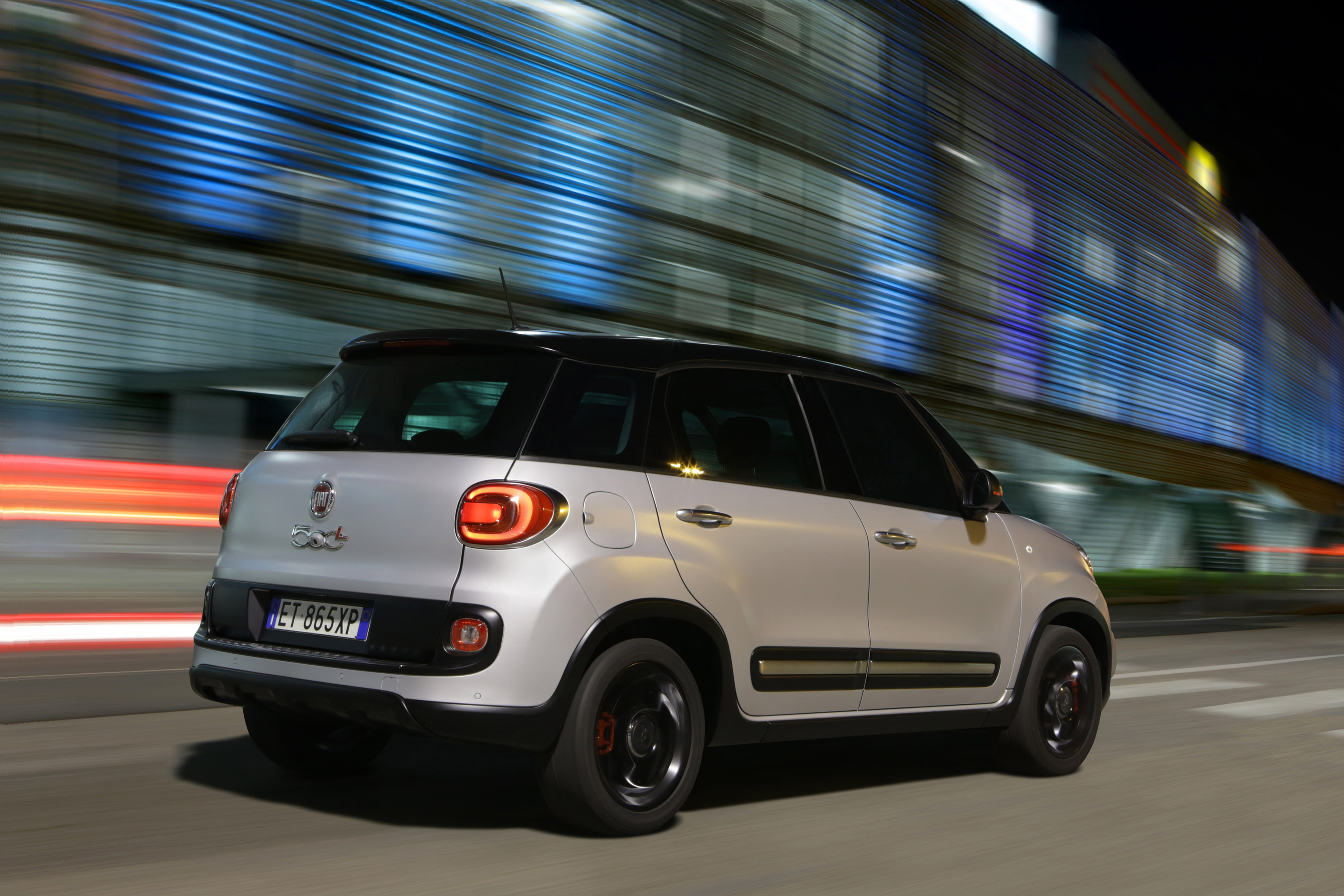 Fiat 500L Beats Edition photo #41