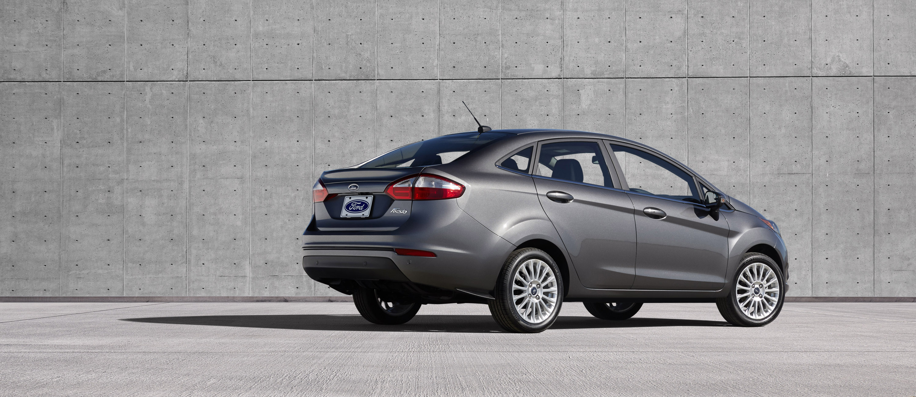 Ford Fiesta Sedan photo #21