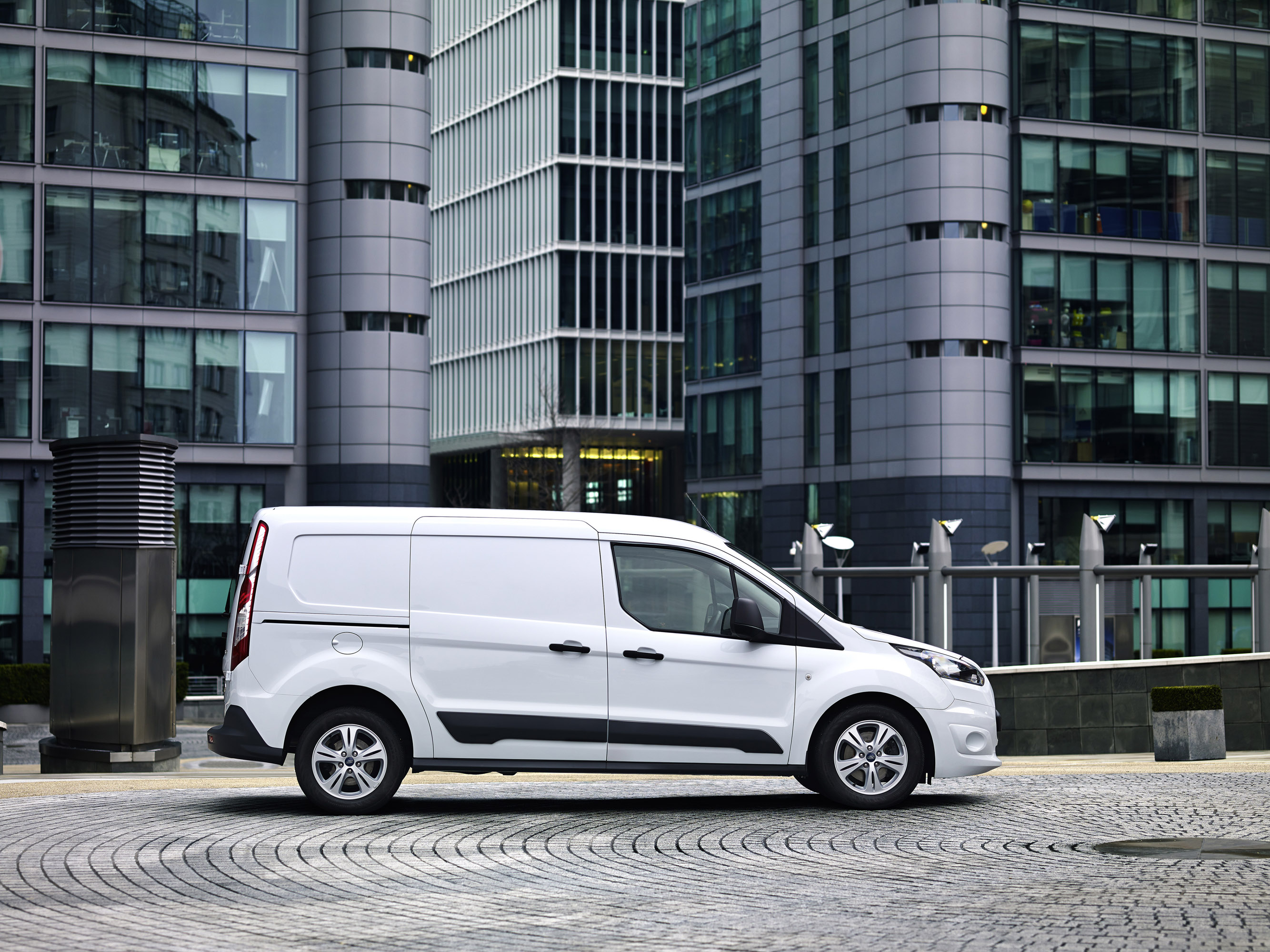 Ford Transit Connect photo #30