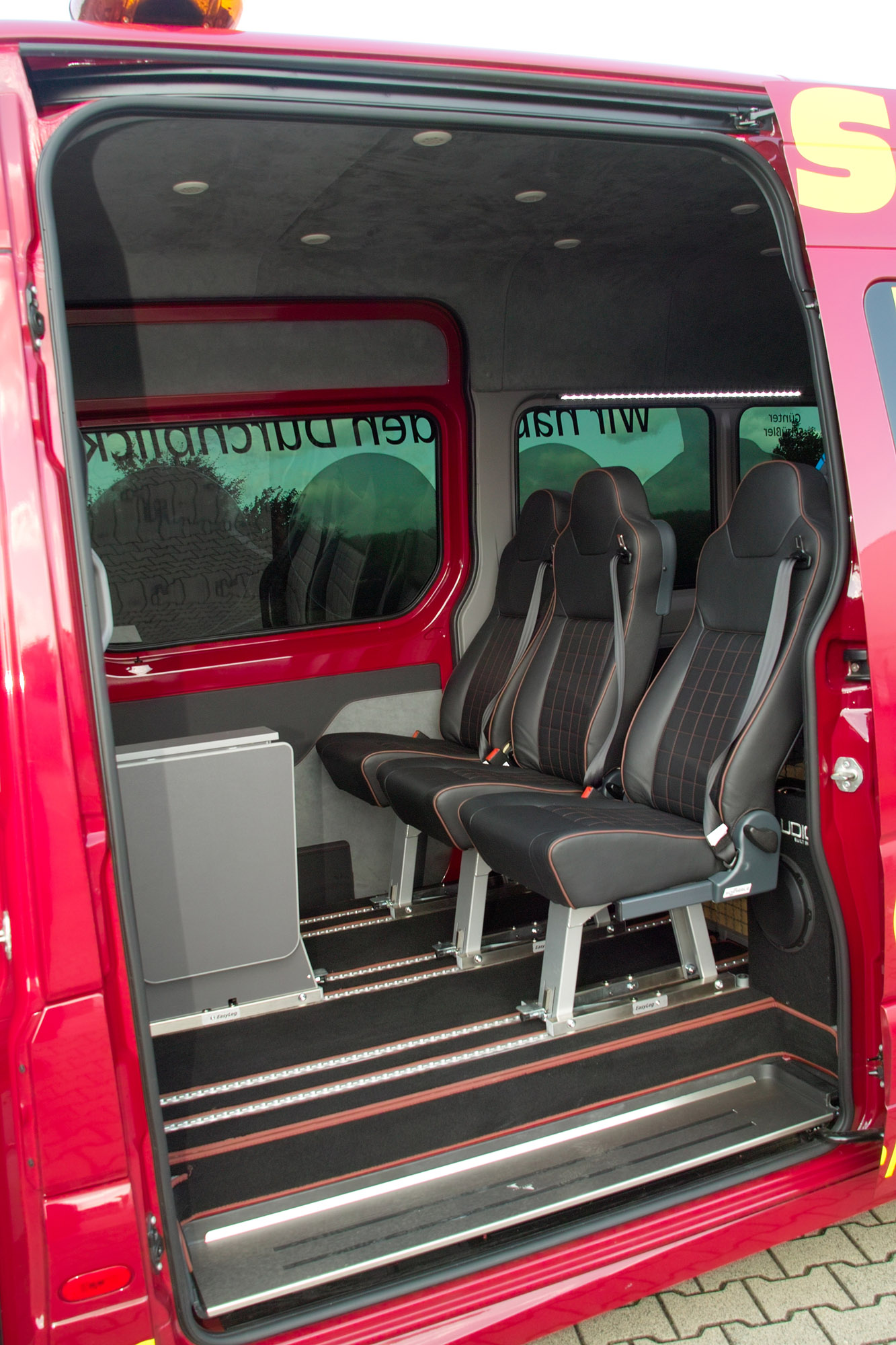 Hartmann Mercedes-Benz Sprinter 319 CDI photo #21