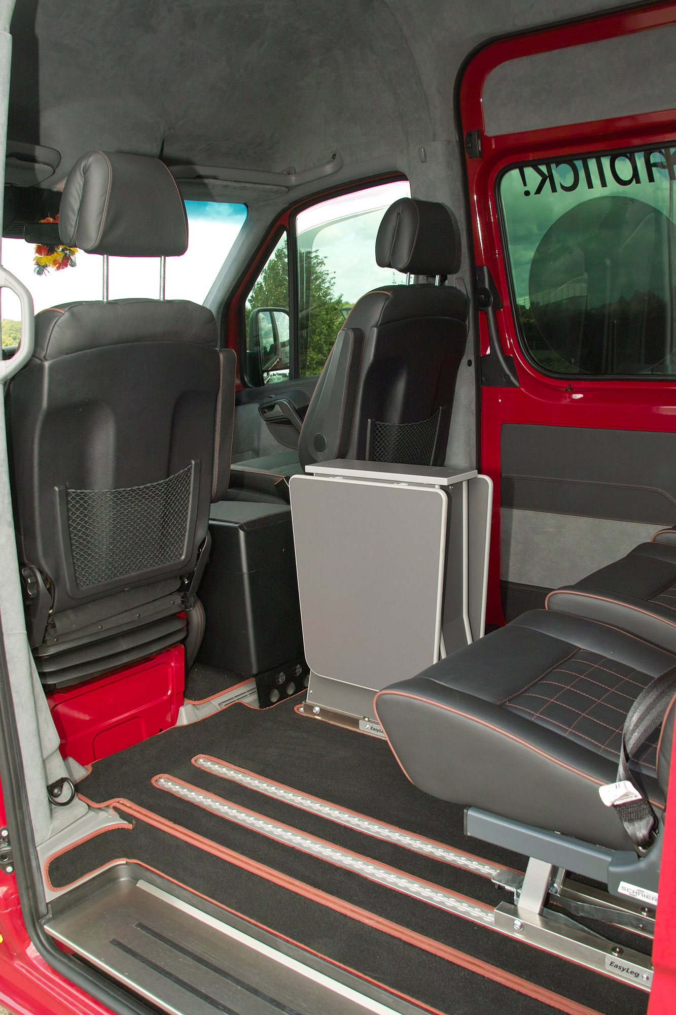 Hartmann Mercedes-Benz Sprinter 319 CDI photo #24
