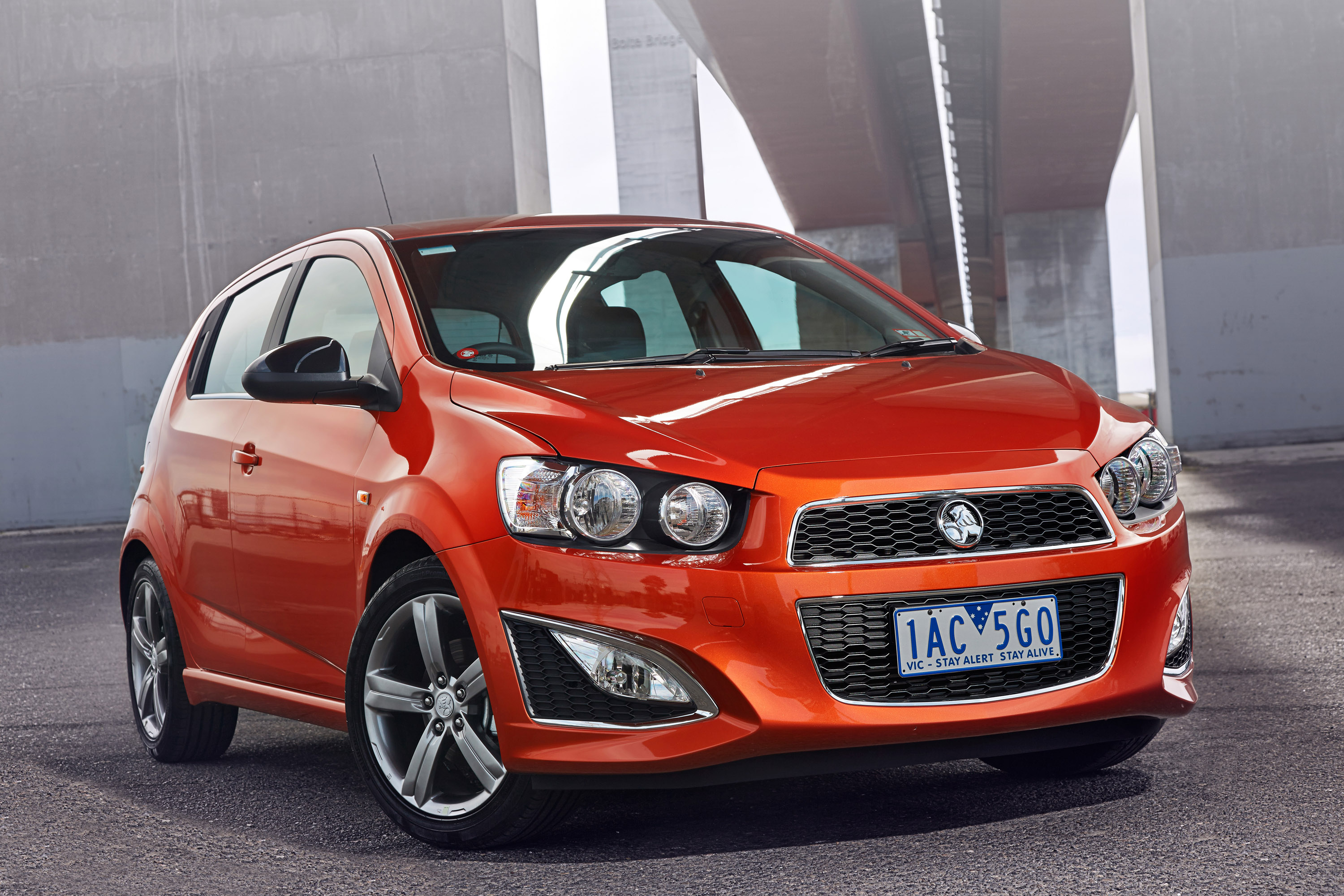 Holden Barina RS photo #2