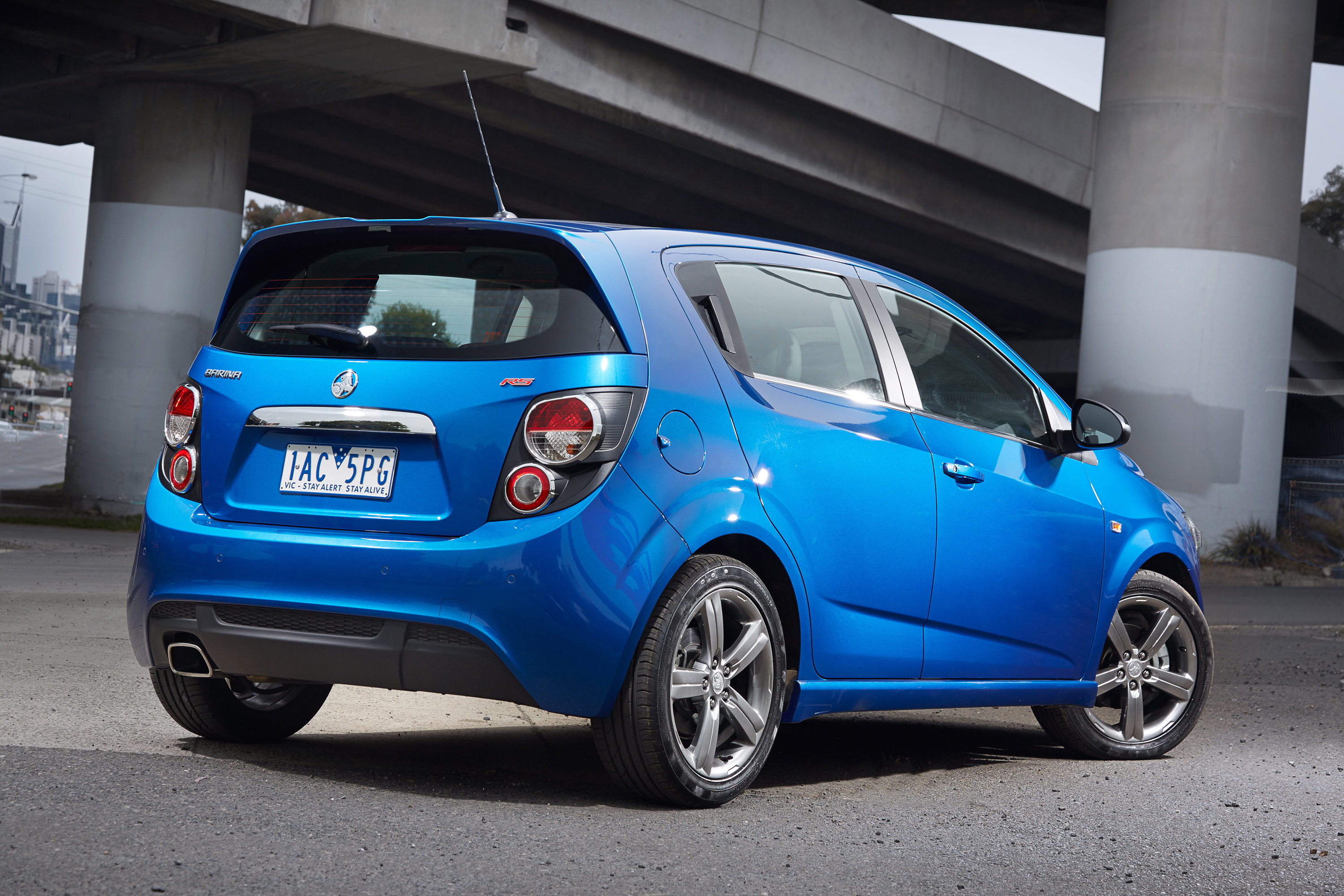 Holden Barina RS photo #15