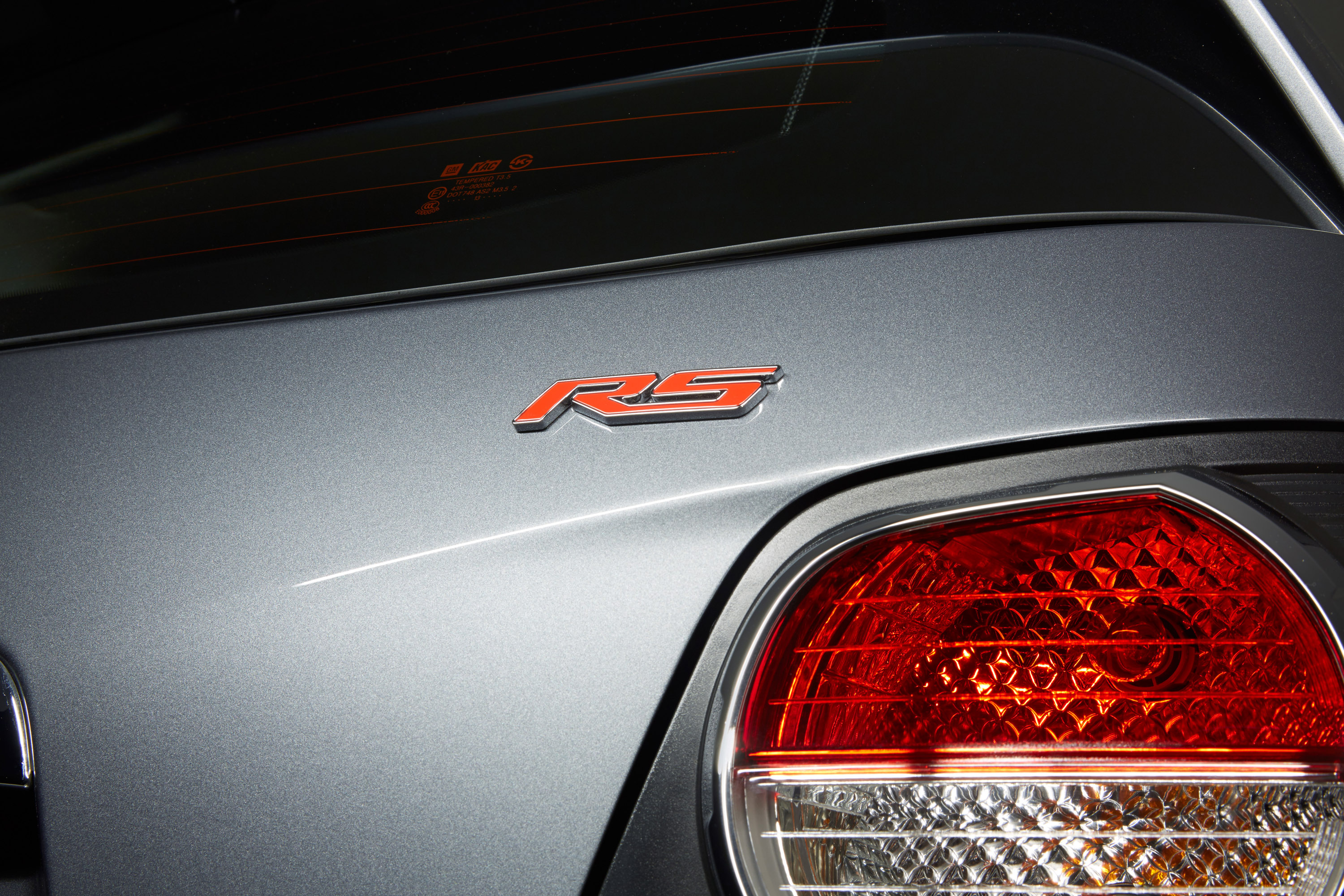 Holden Barina RS photo #22