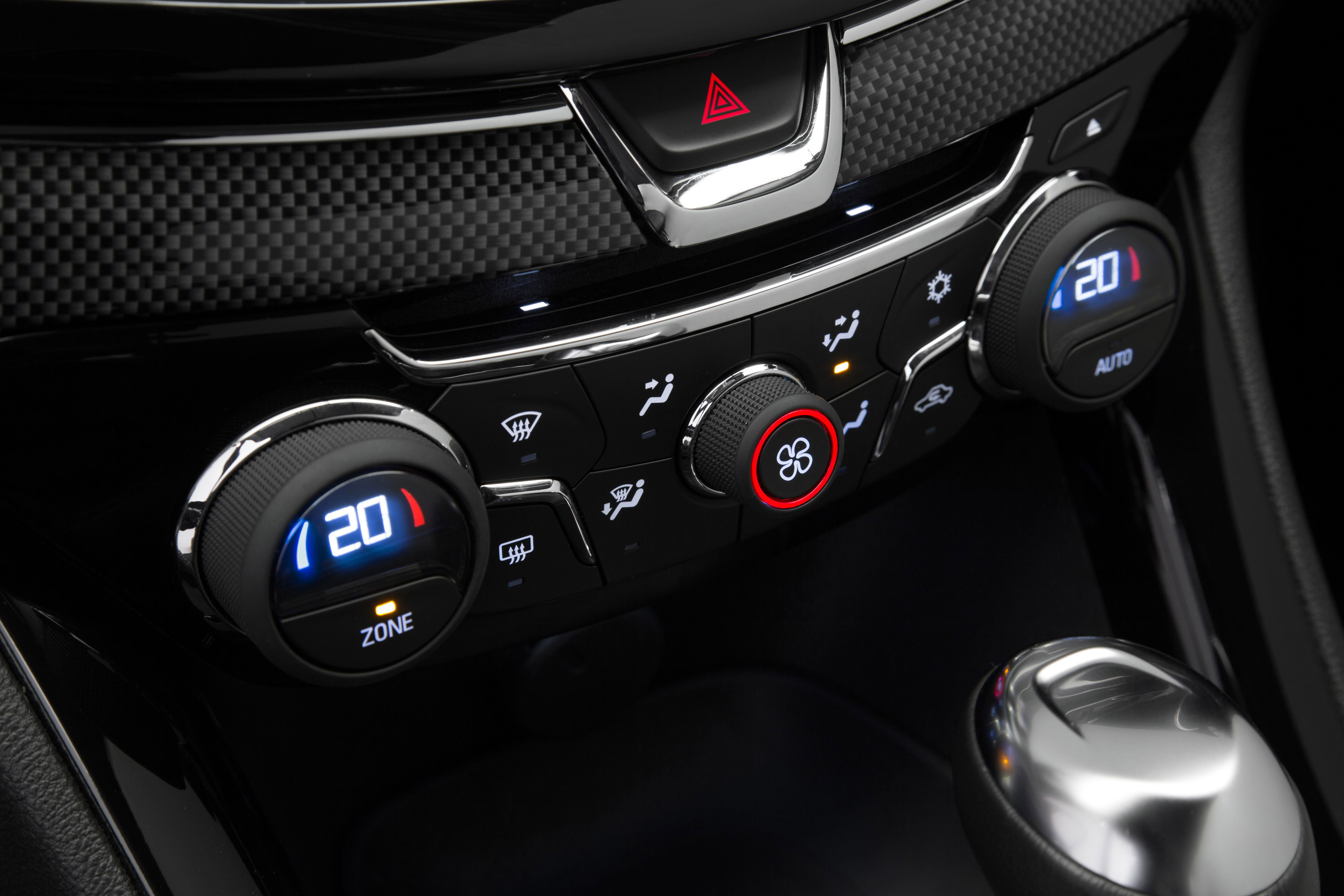 Holden VF Commodore Sportwagon SV6 photo #16