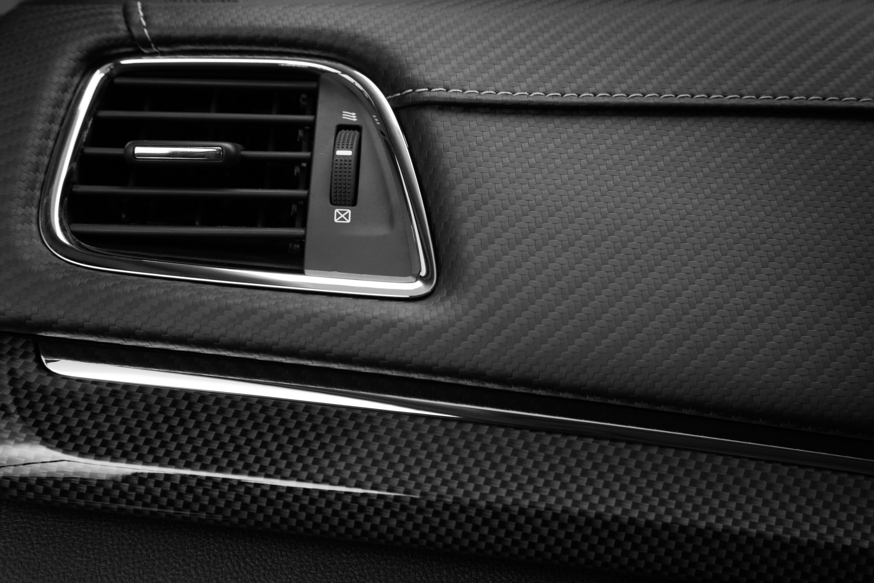 Holden VF Commodore Sportwagon SV6 photo #17