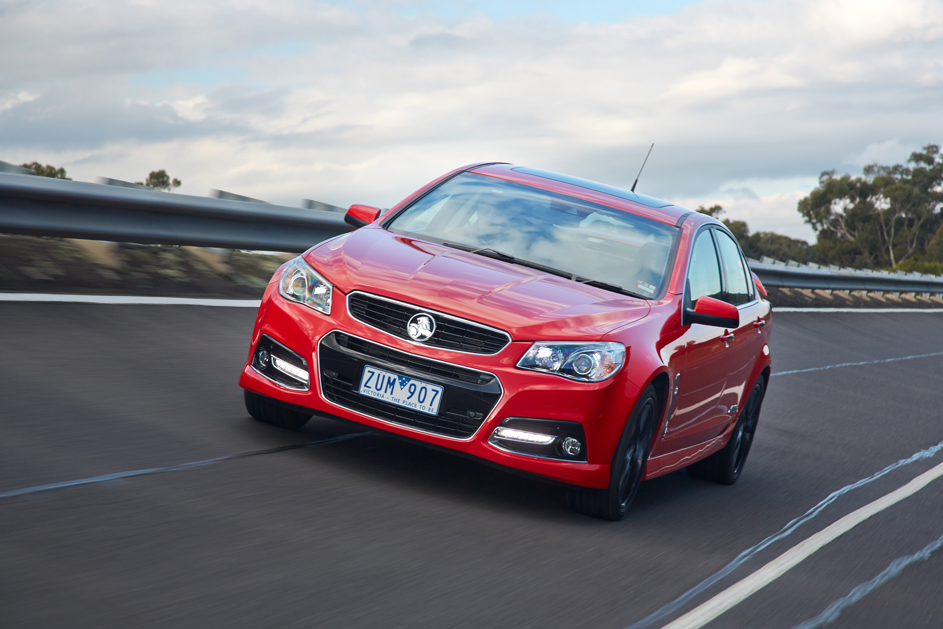 Holden VF Commodore SS V RedLine photo #5