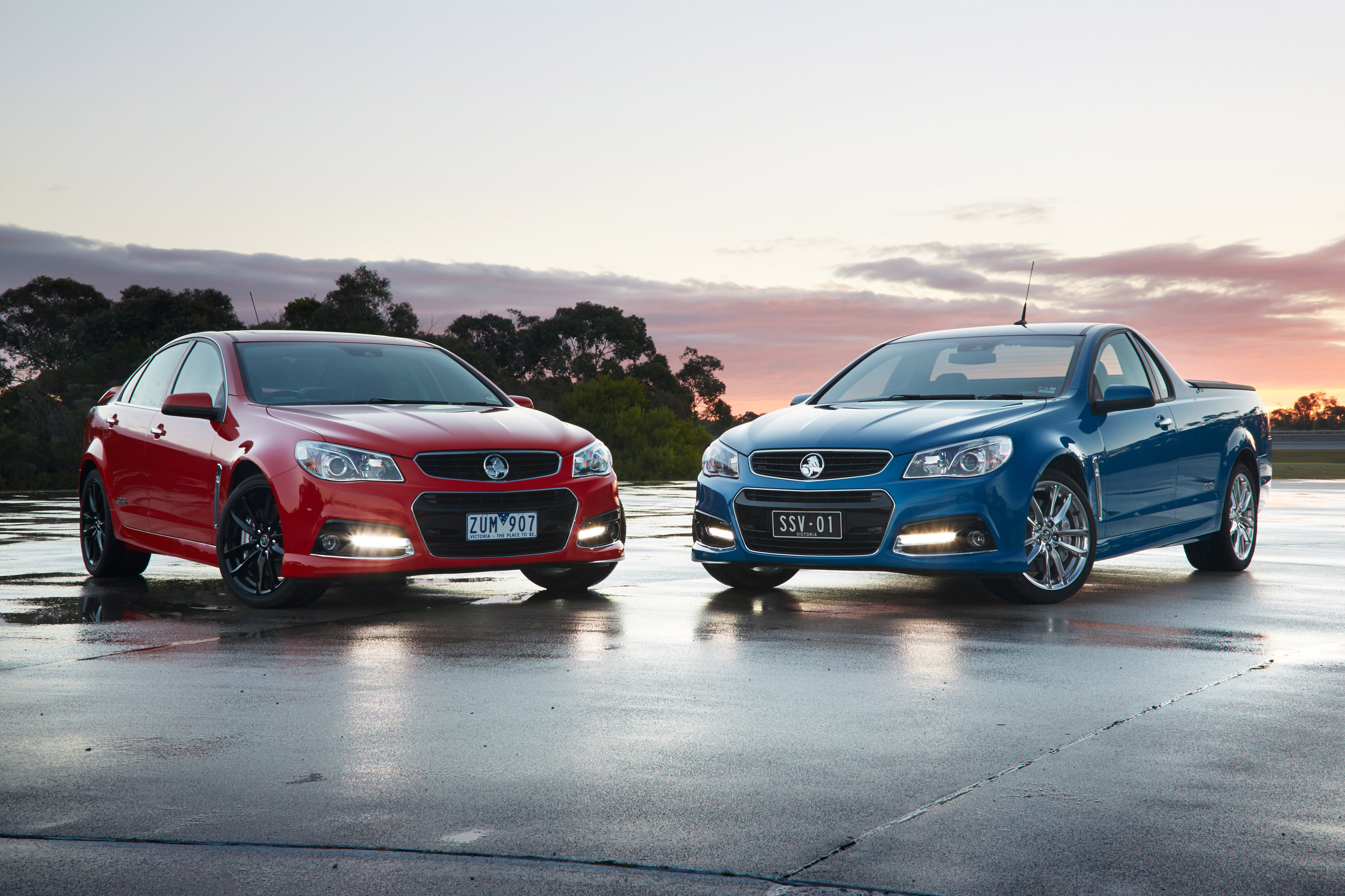 Holden VF Commodore Ute SSV Redline photo #13