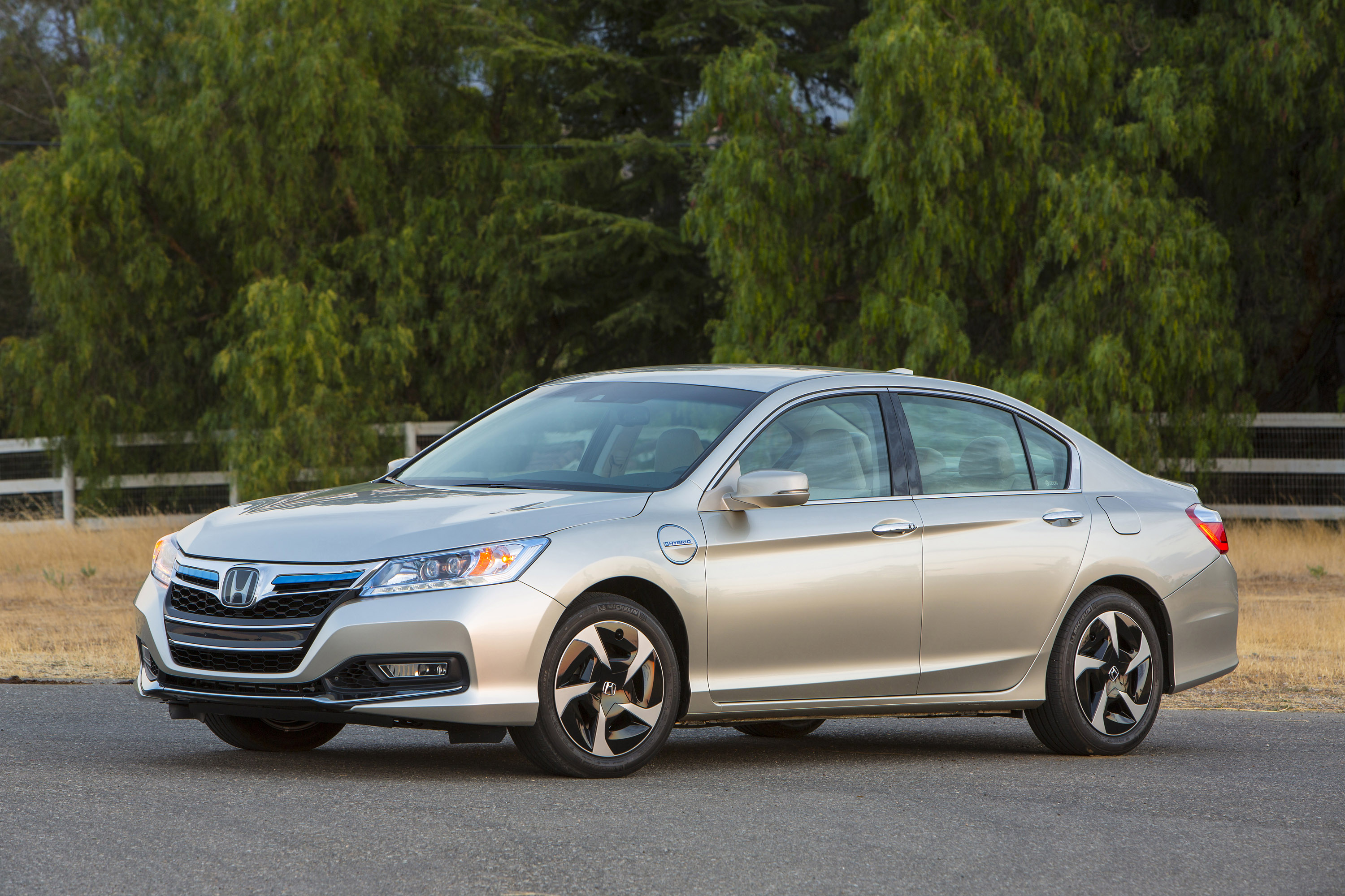 2014 Honda Accord Phev Hd Pictures