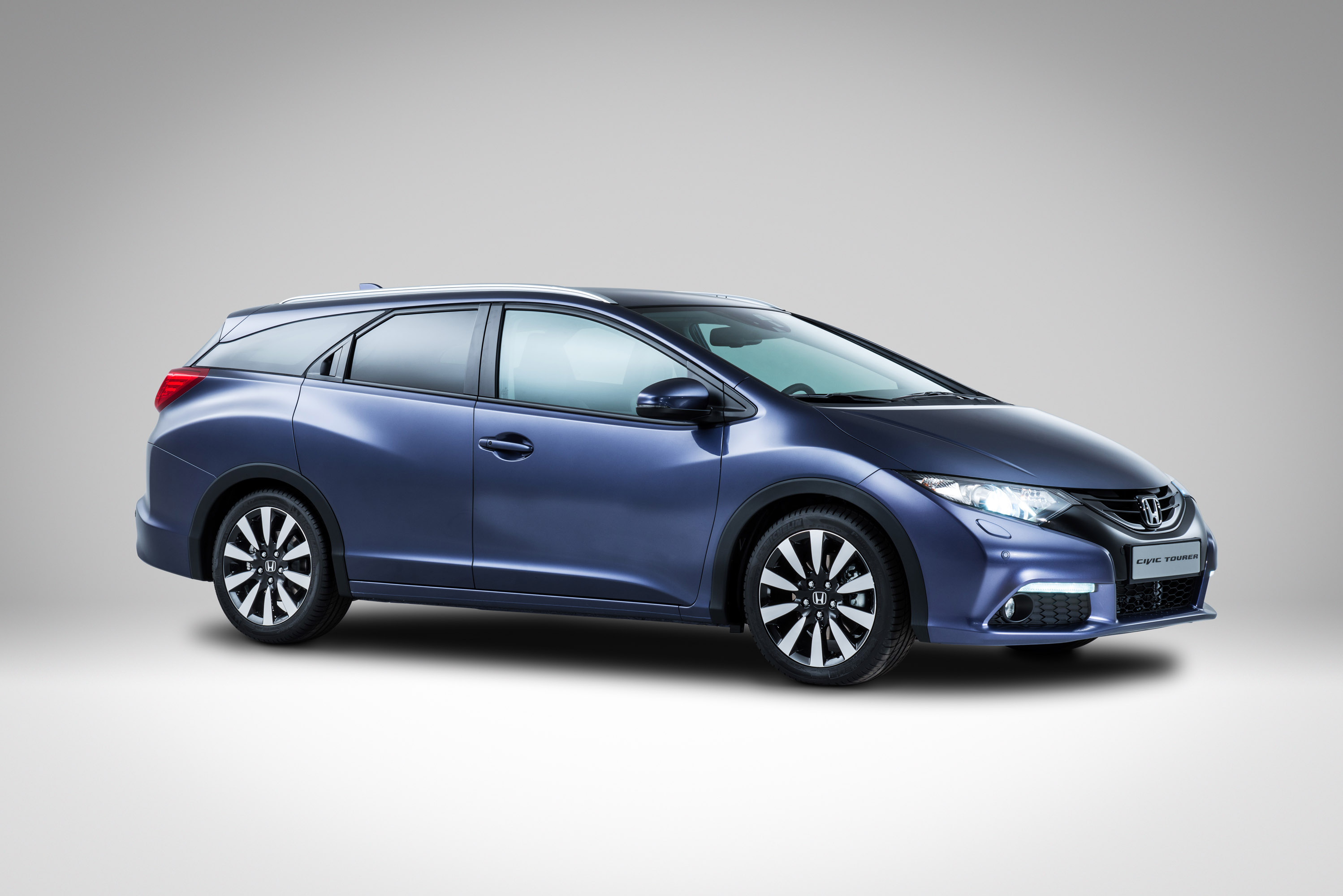 Honda Civic Tourer photo #3