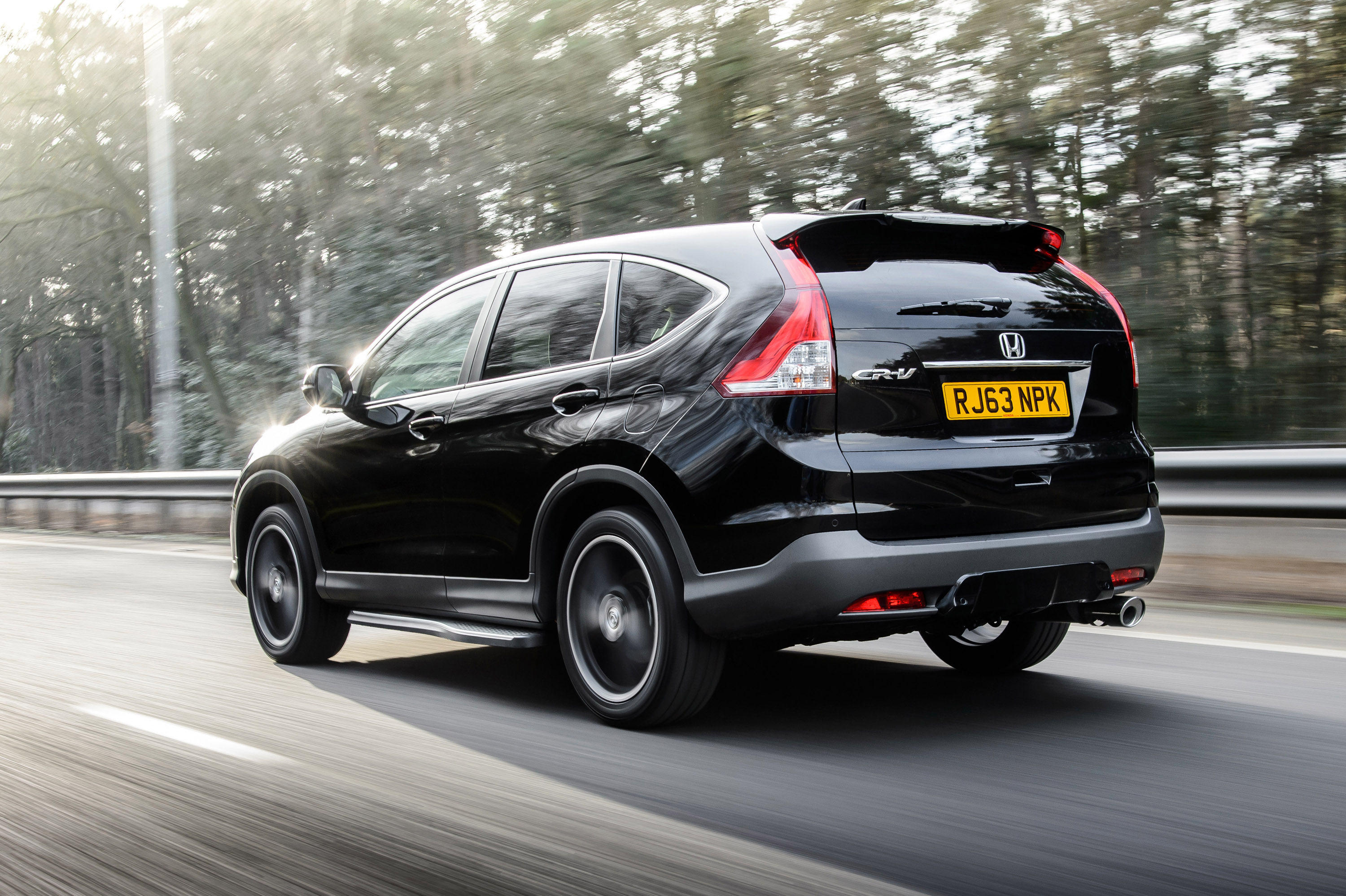 Honda CR-V Black Edition photo #3