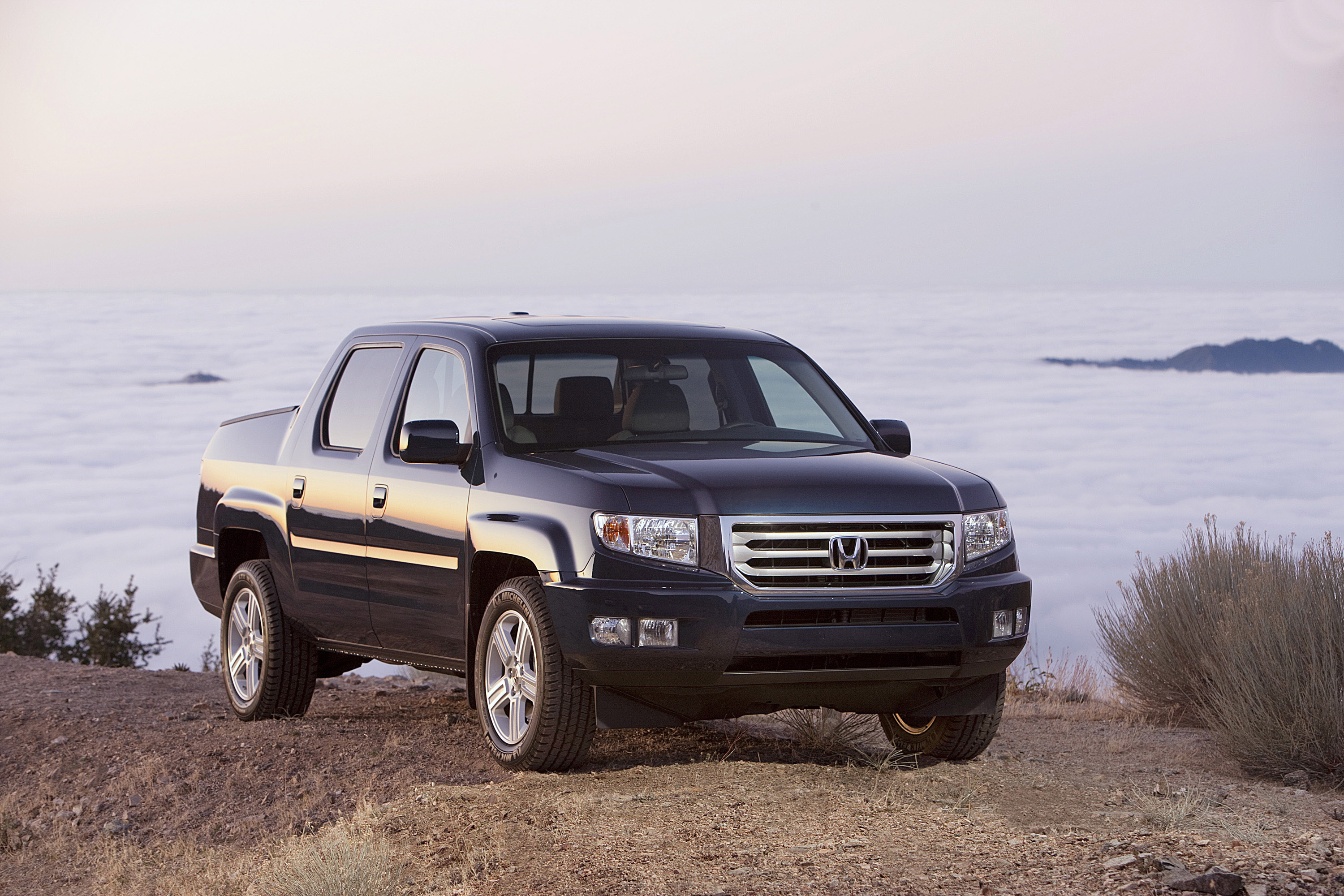 Honda Ridgeline Sport photo #15