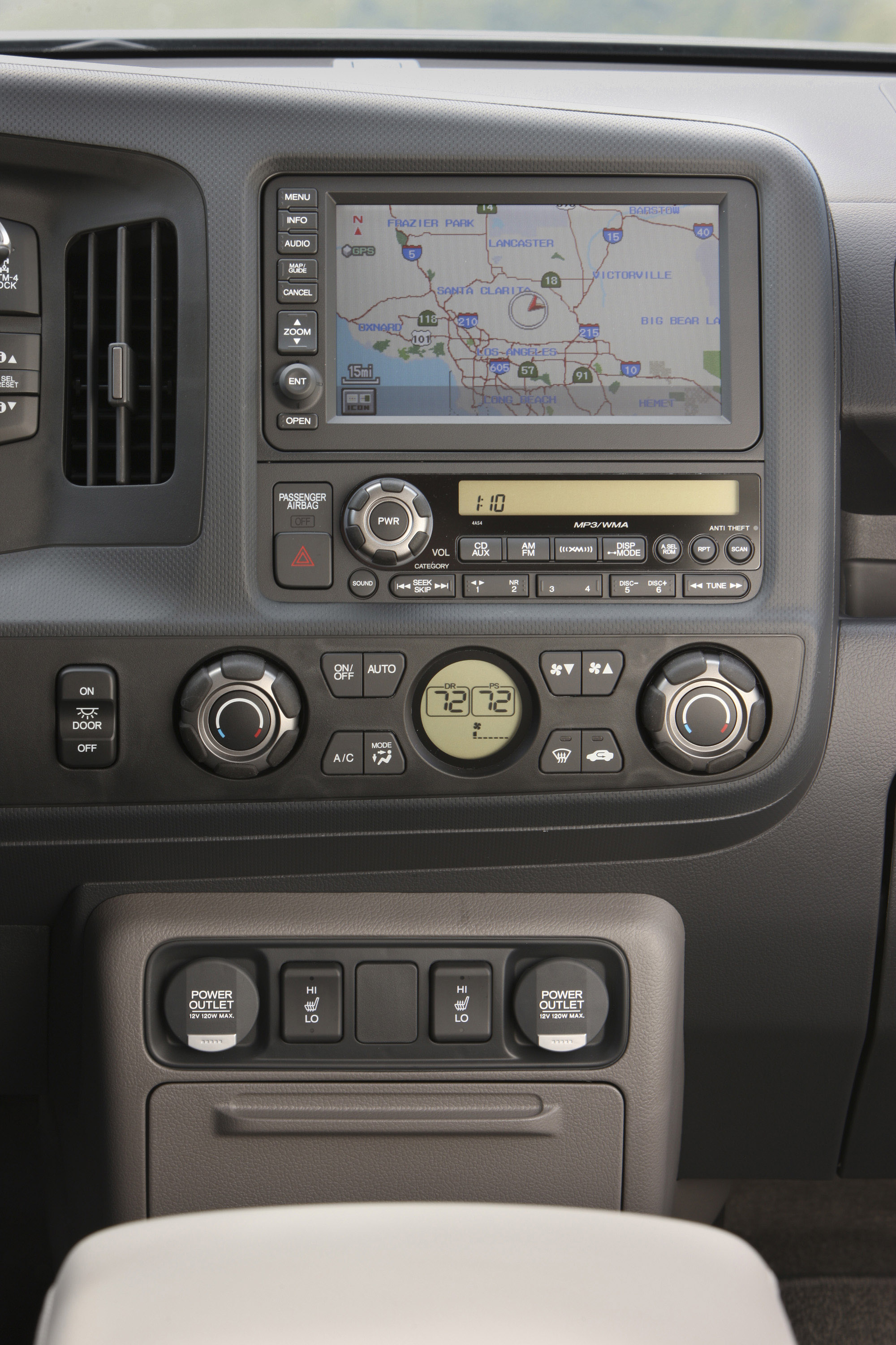 Honda Ridgeline Sport photo #34