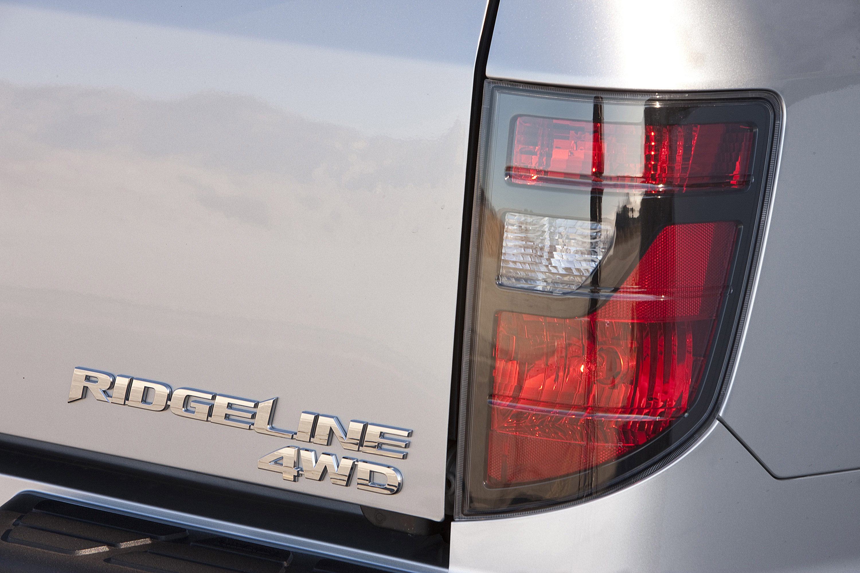 Honda Ridgeline Sport photo #58