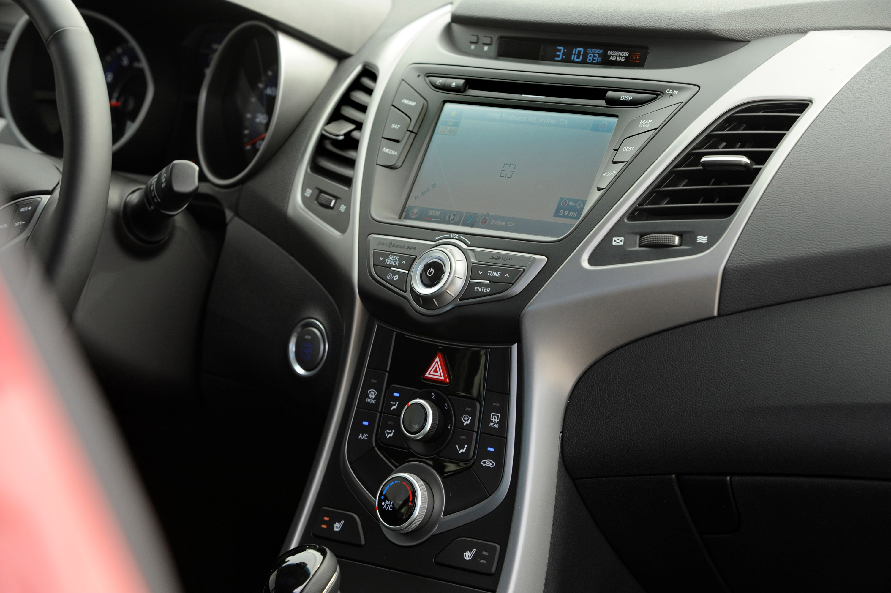 Hyundai Elantra Coupe photo #22