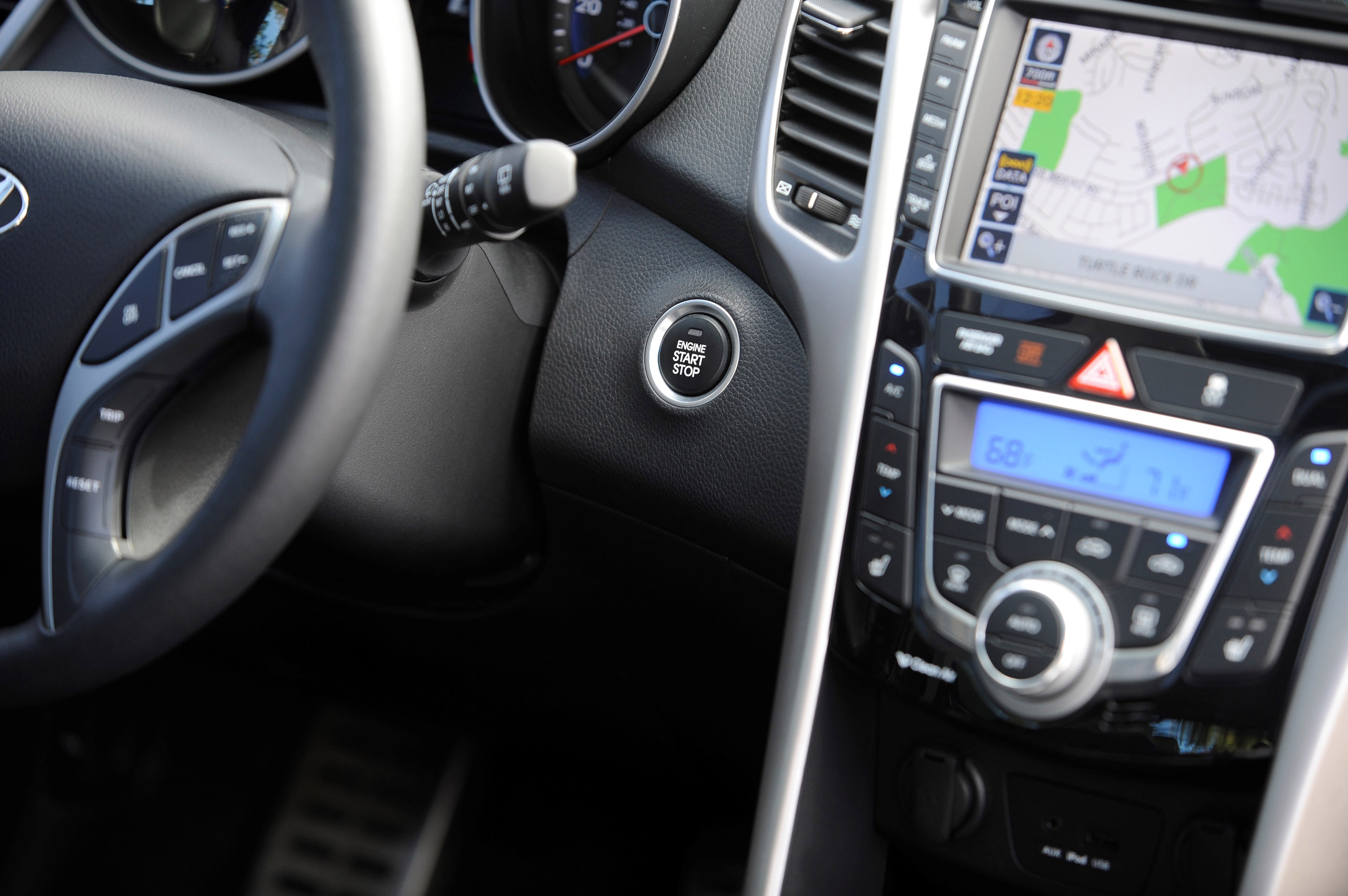 Hyundai Elantra GT photo #16