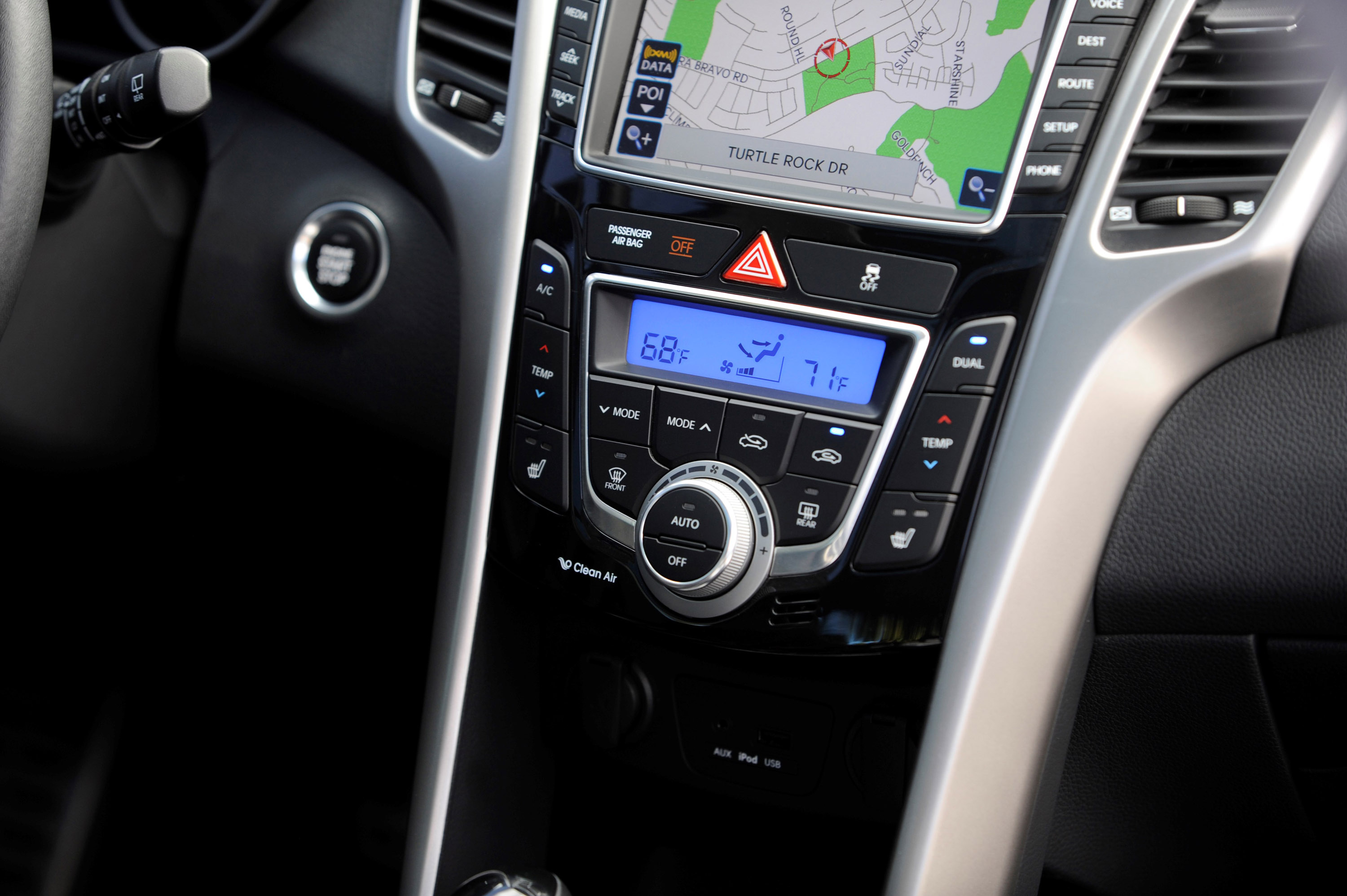 Hyundai Elantra GT photo #17