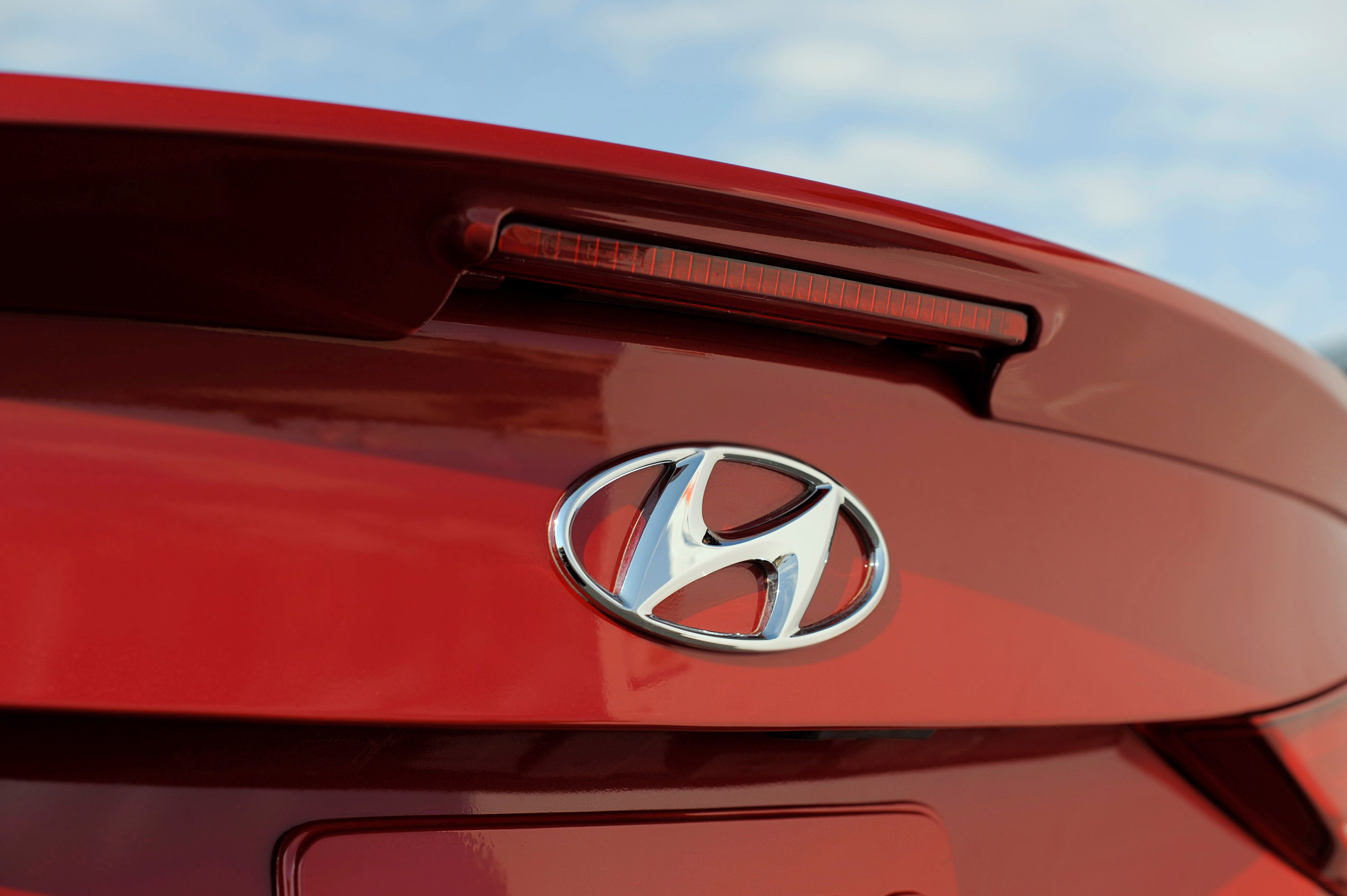 Hyundai Elantra Sedan photo #28