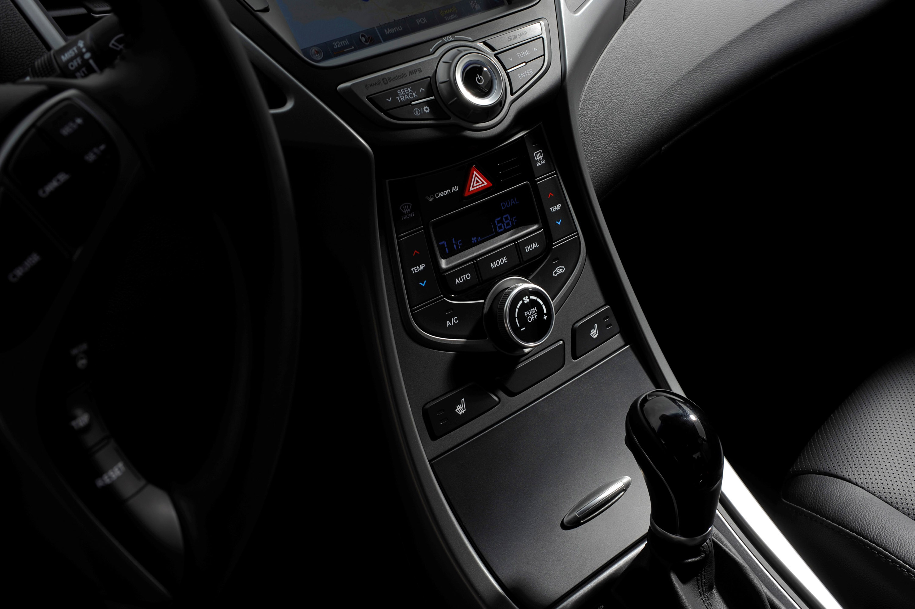 Hyundai Elantra Sedan photo #53
