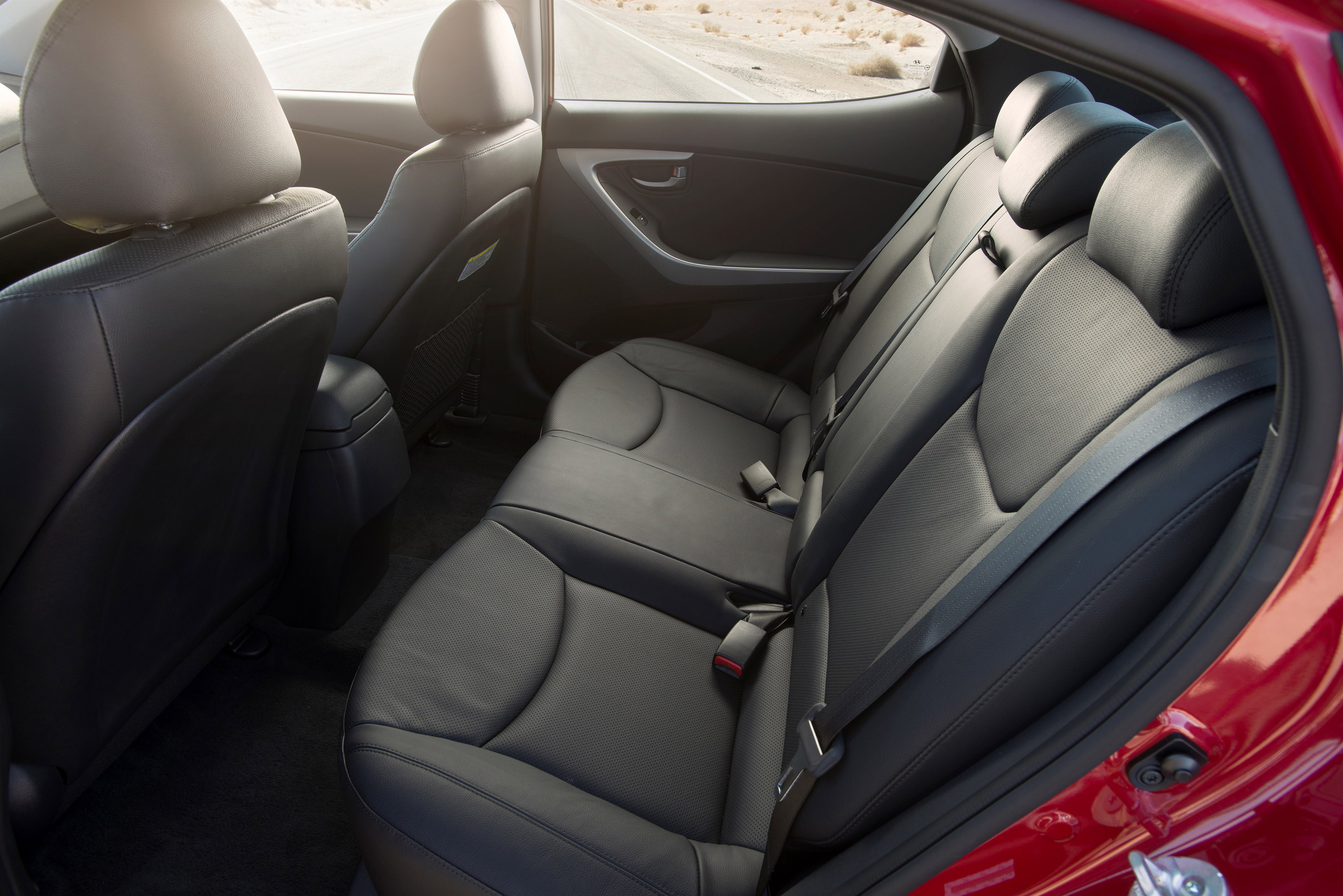 Hyundai Elantra Sedan photo #59