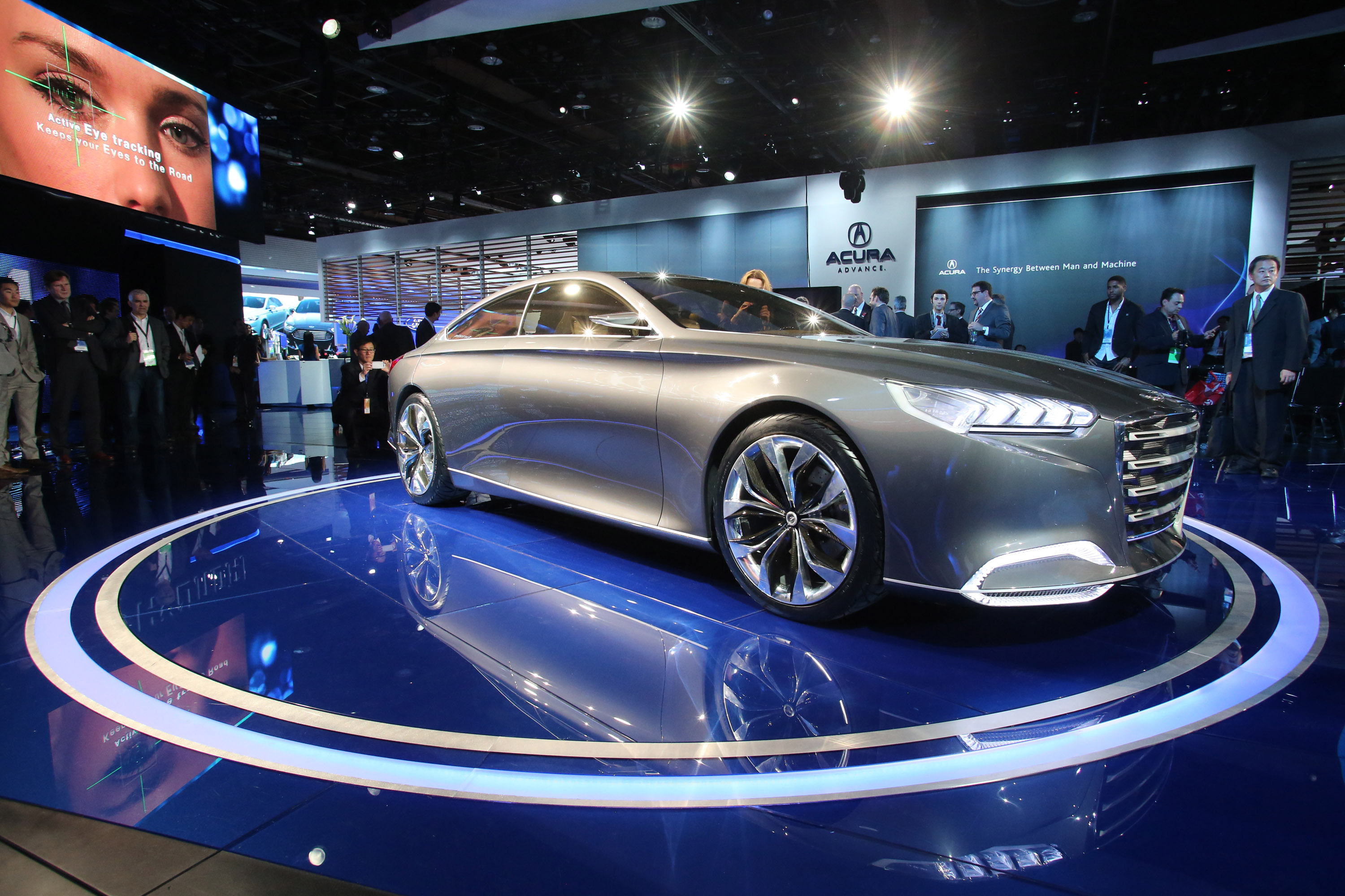 Hyundai HCD-14 Genesis Concept photo #2