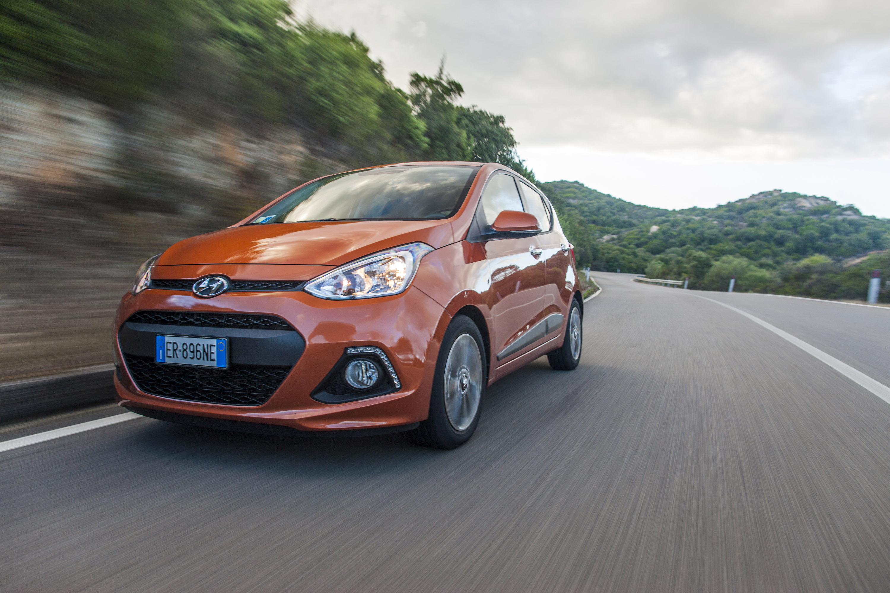 2014 Hyundai i10 - HD Pictures @ carsinvasion.com