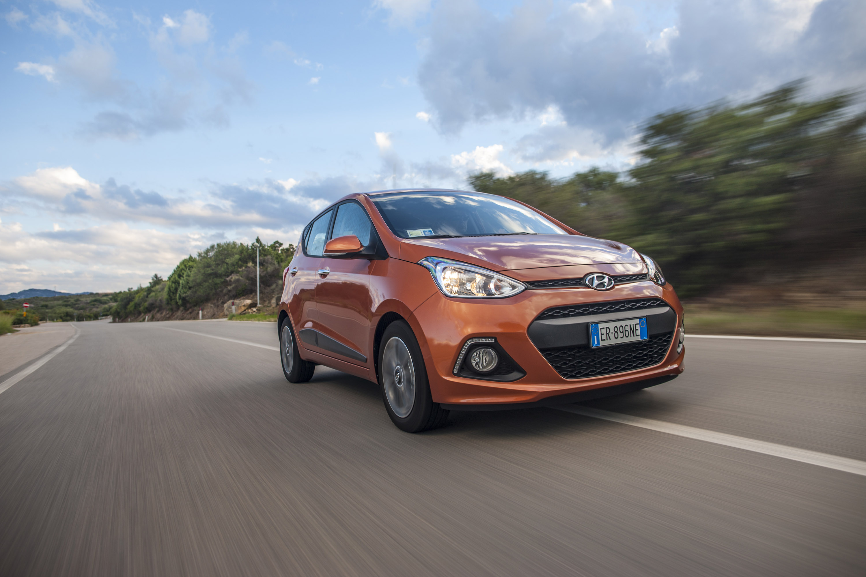 2014 Hyundai i10 - HD Pictures @ carsinvasion.com