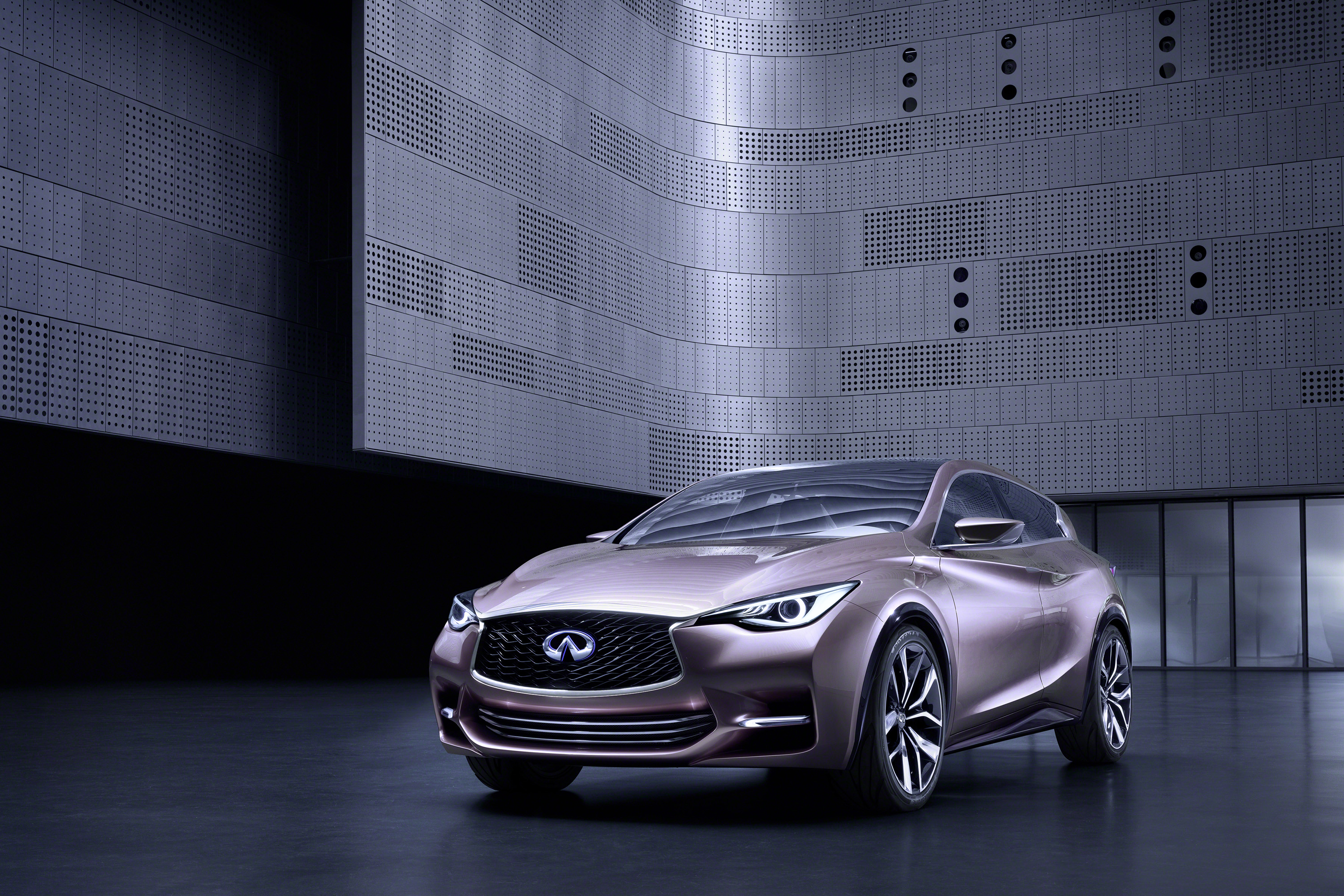 Infiniti Q30 Concept photo #2