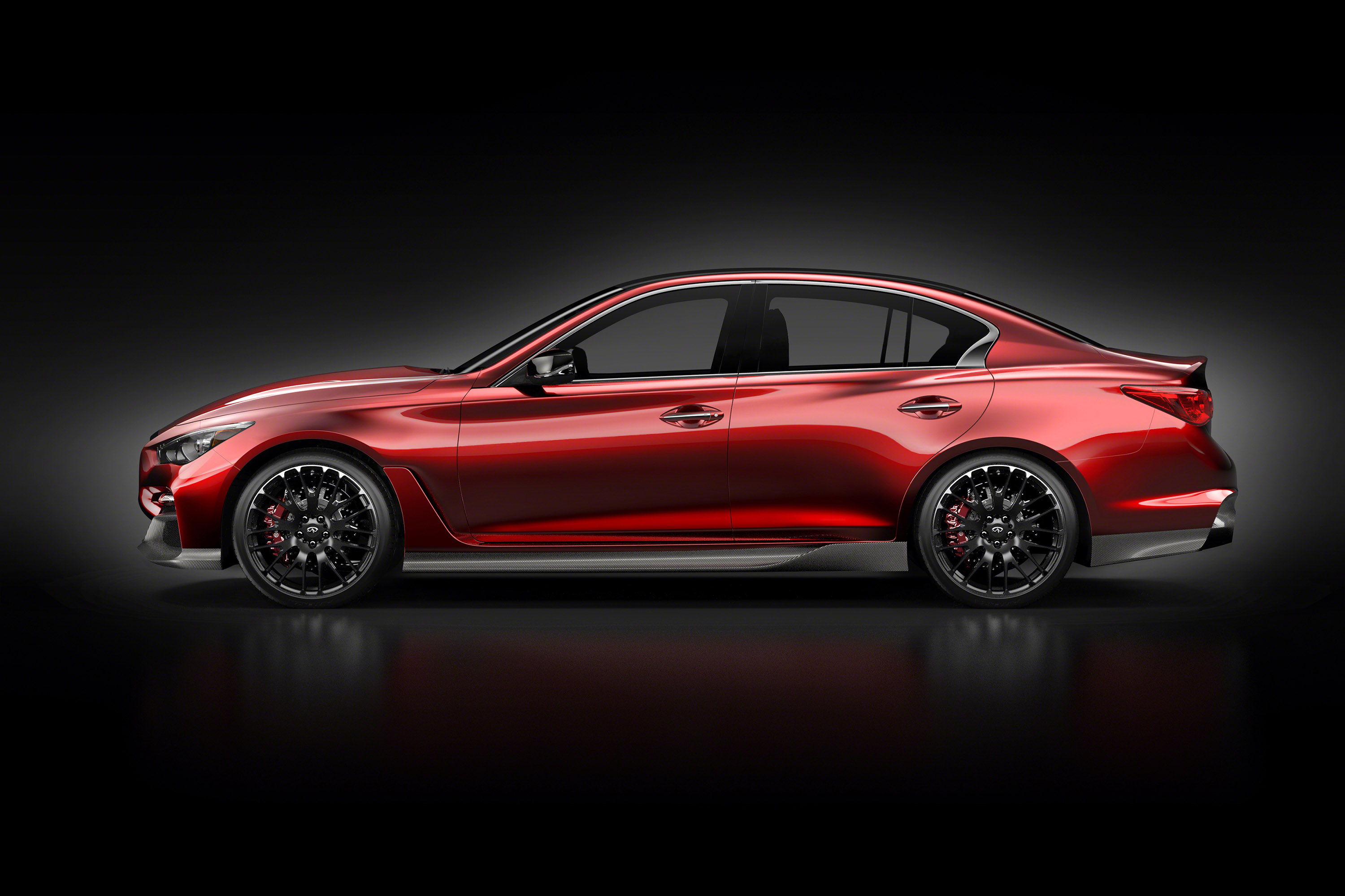 Infiniti Q50 Eau Rouge Concept photo #18
