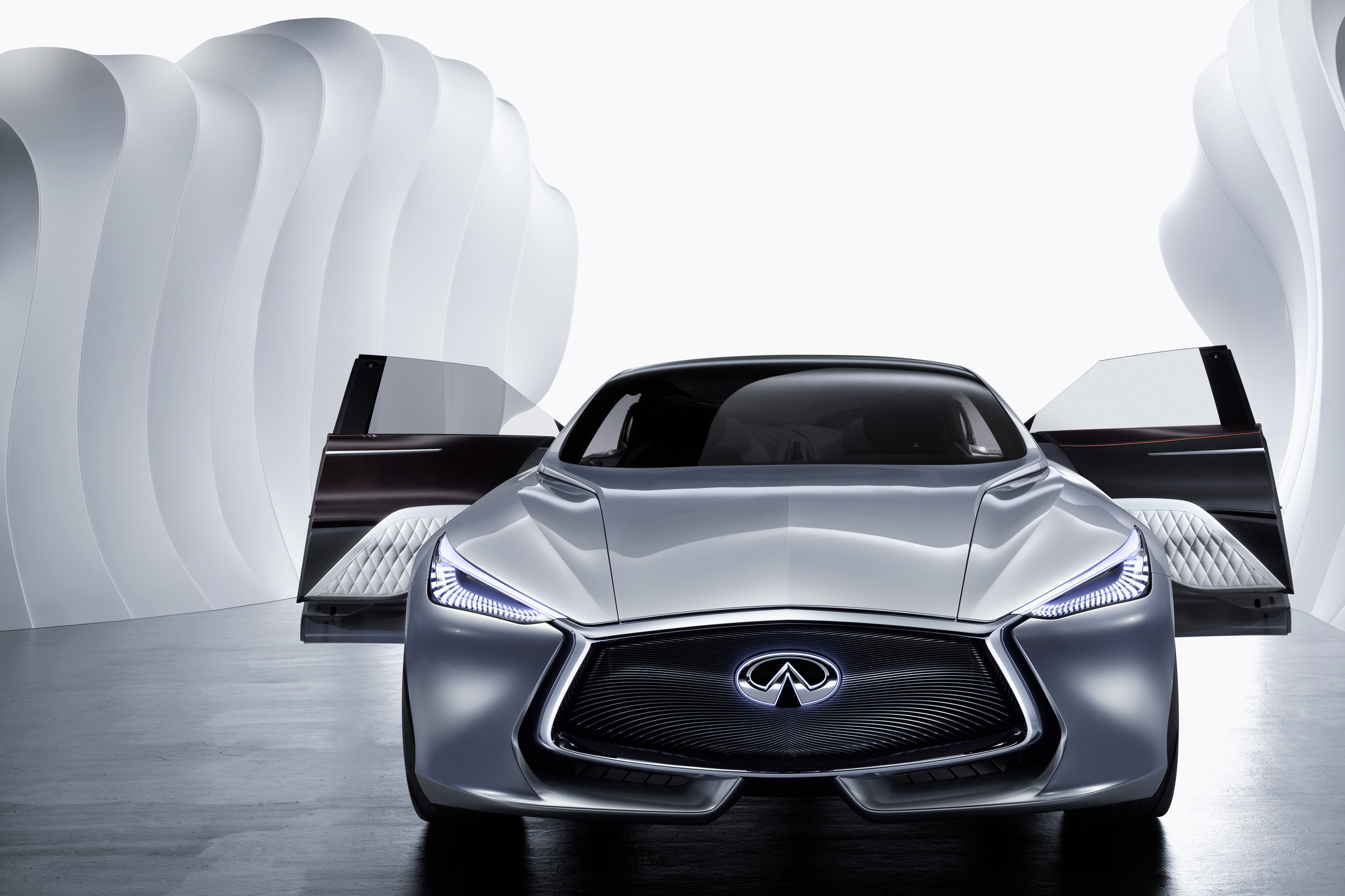 Infiniti Q80 Inspiration Concept photo #3