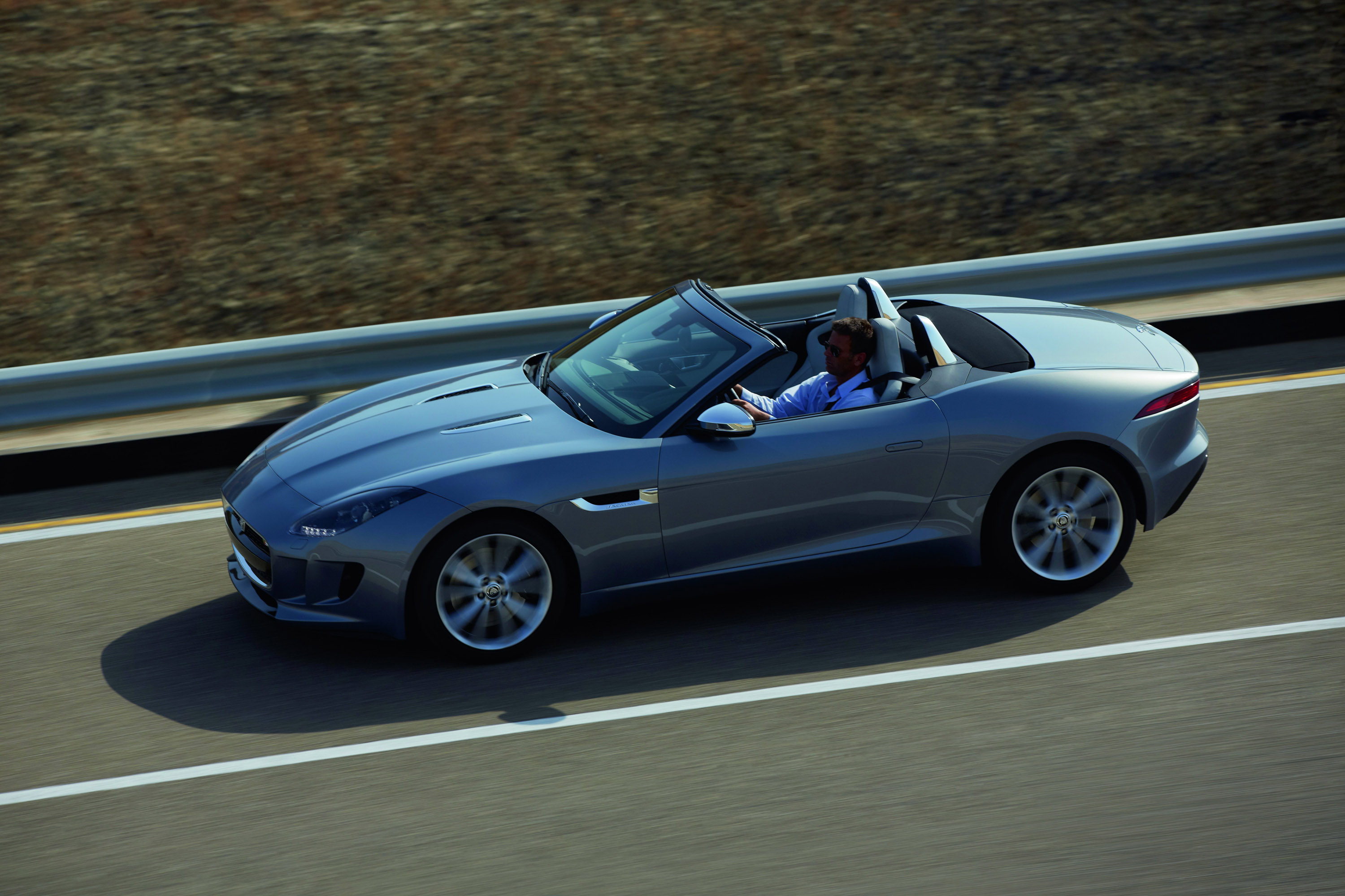 Jaguar F-Type photo #35