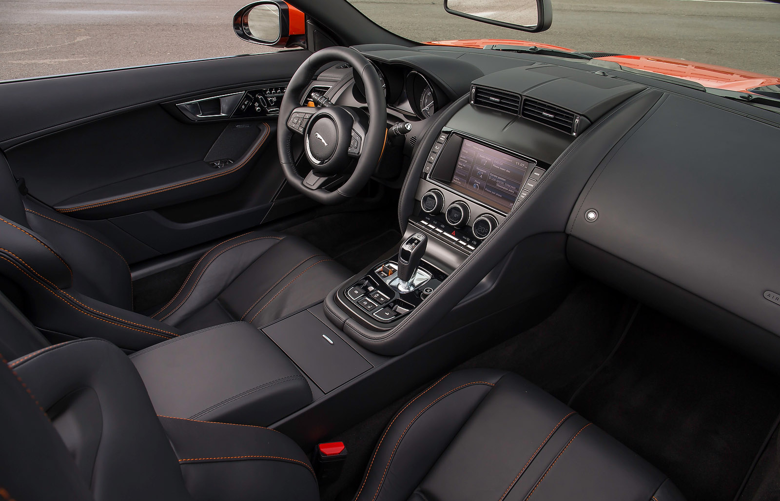 Jaguar F-Type photo #43