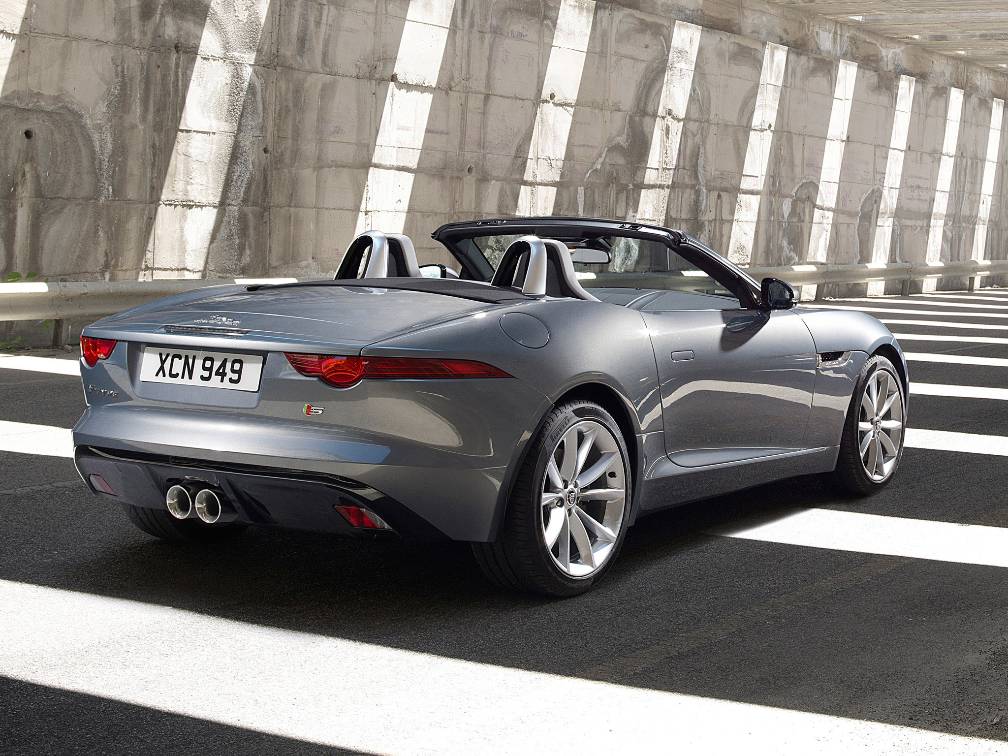 Jaguar F-Type photo #85