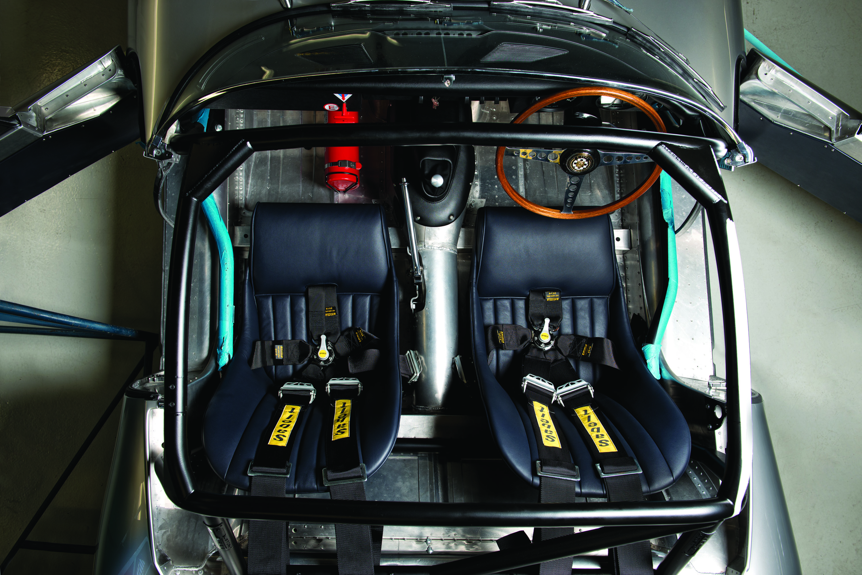 Jaguar Lightweight E-Type photo #27
