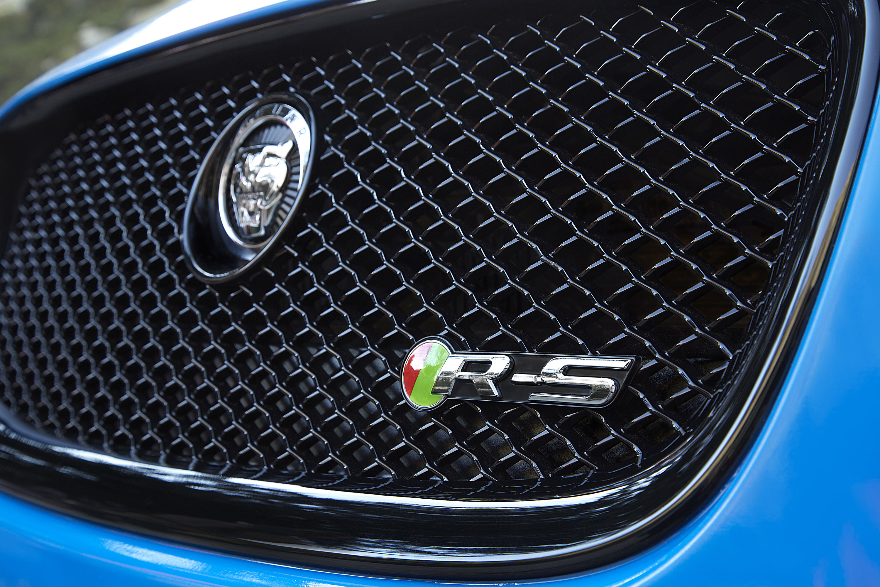 Jaguar XFR-S photo #30