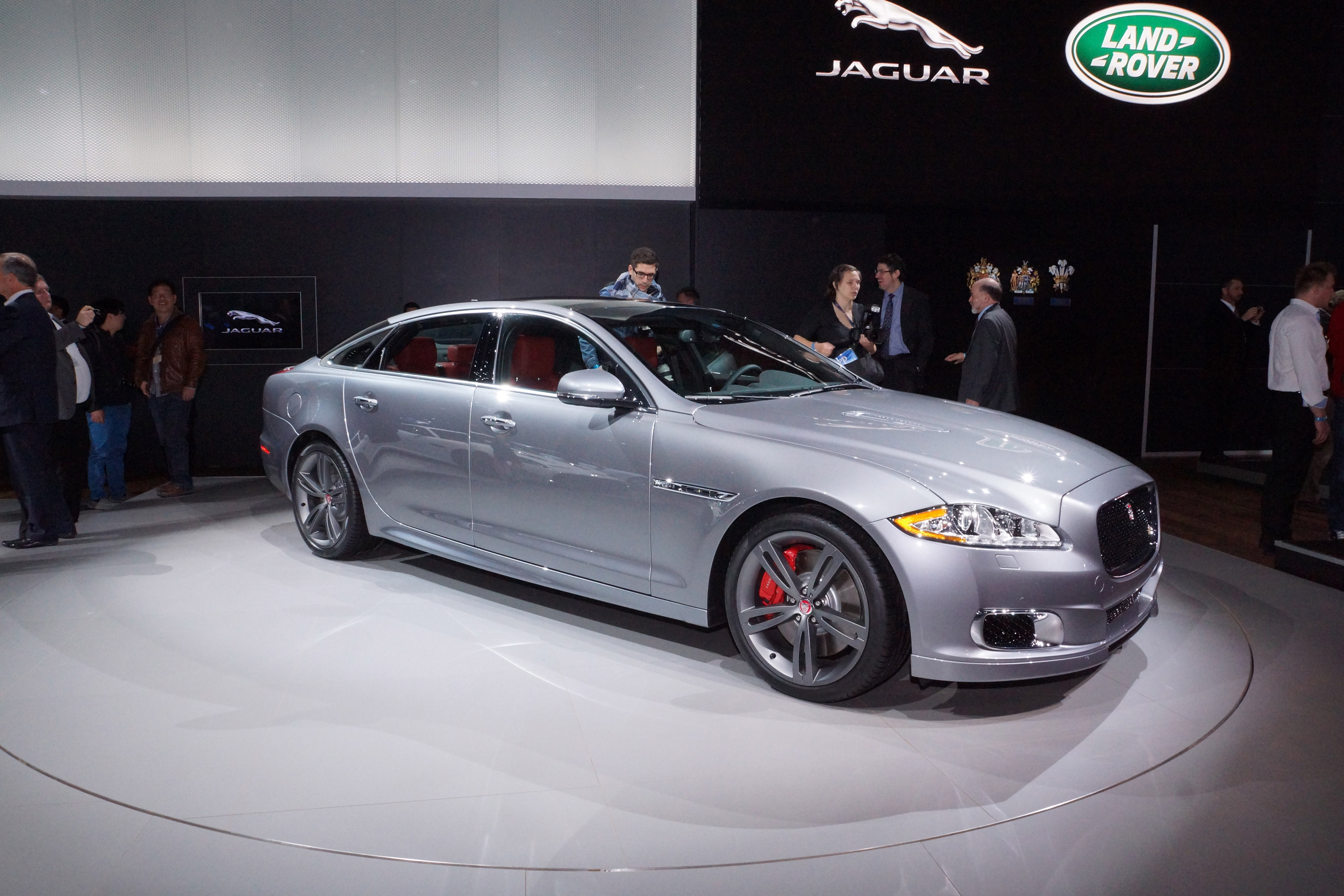Jaguar XJR photo #15