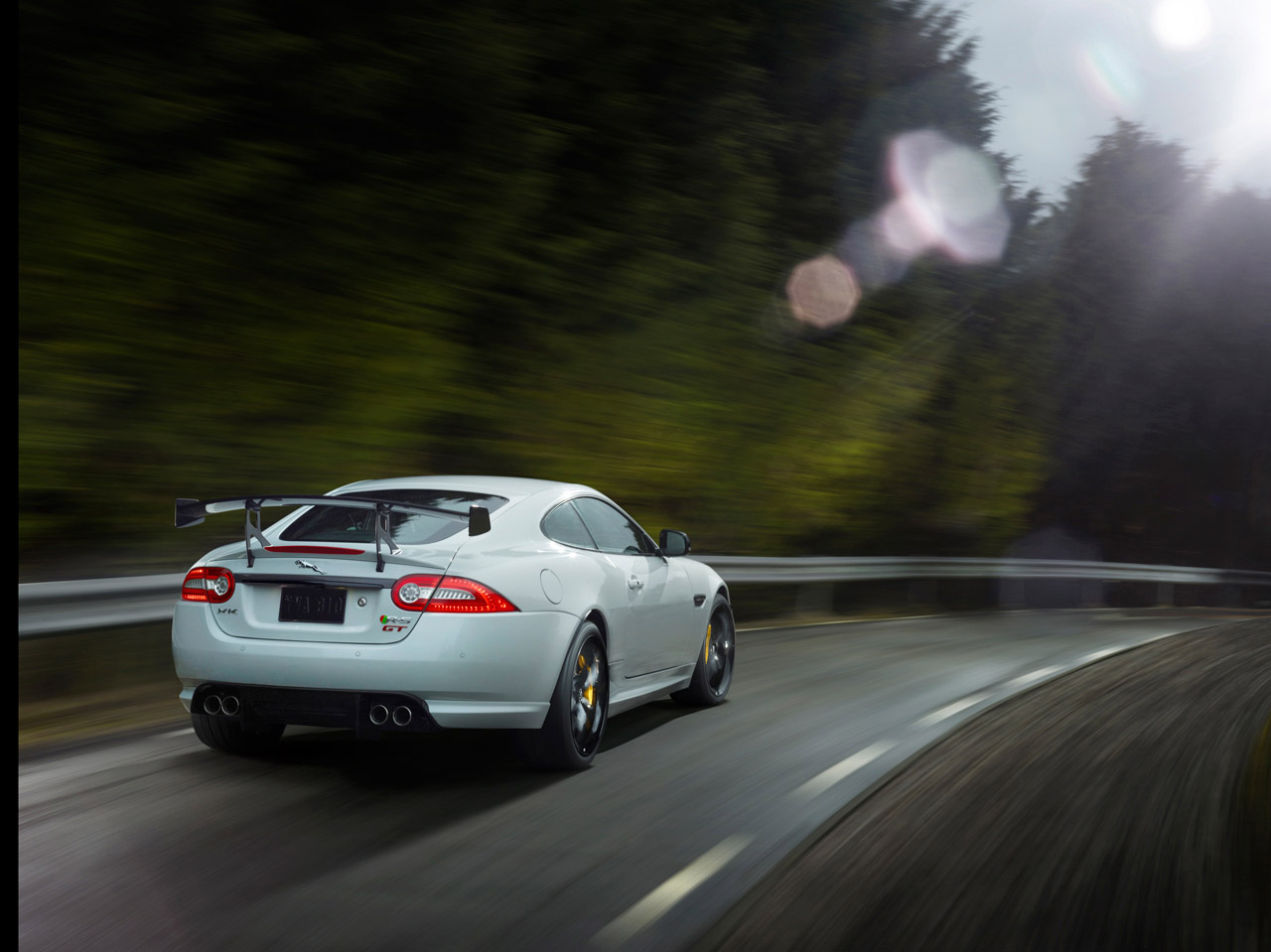 Jaguar XKR-S GT photo #17