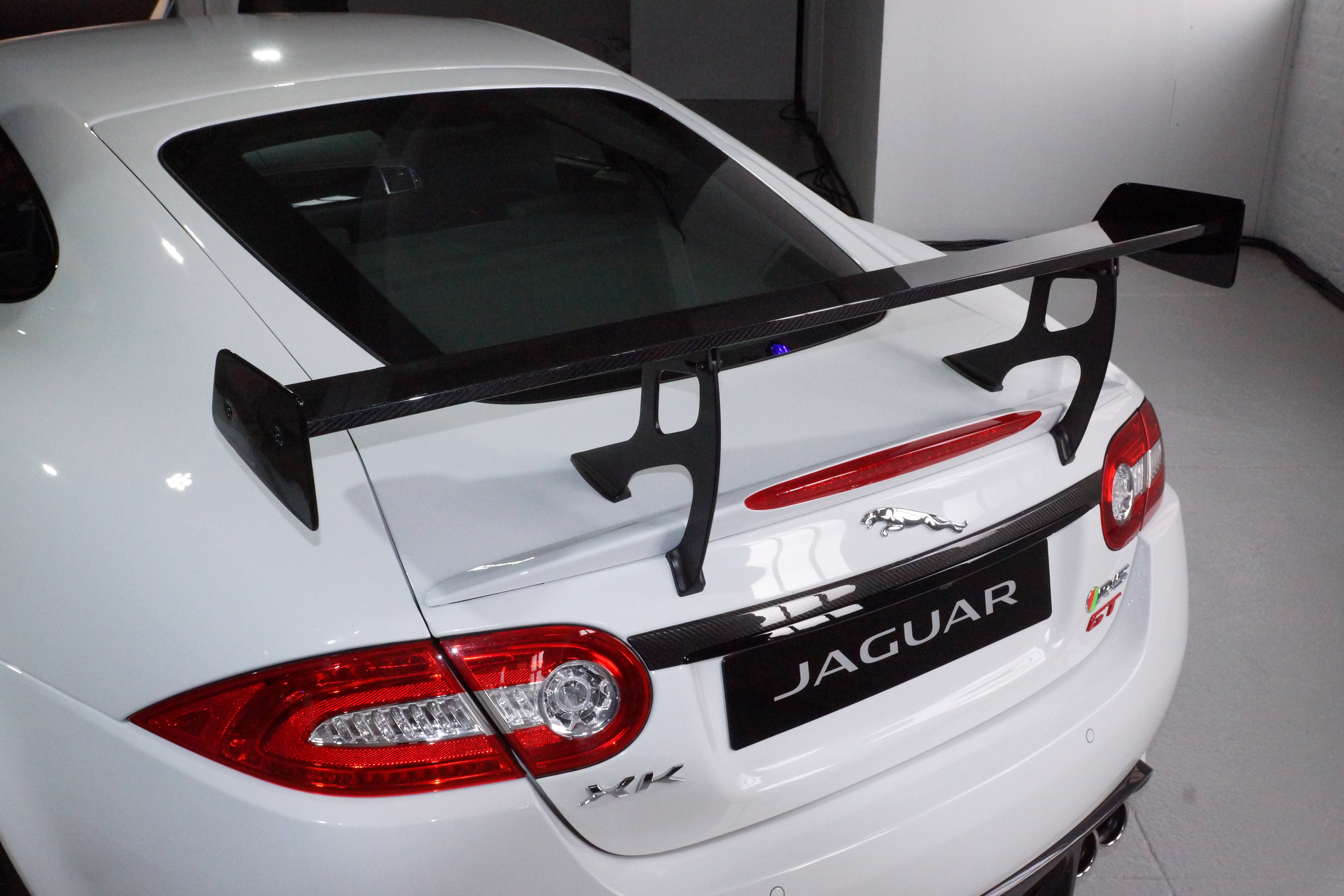 Jaguar XKR-S GT photo #25