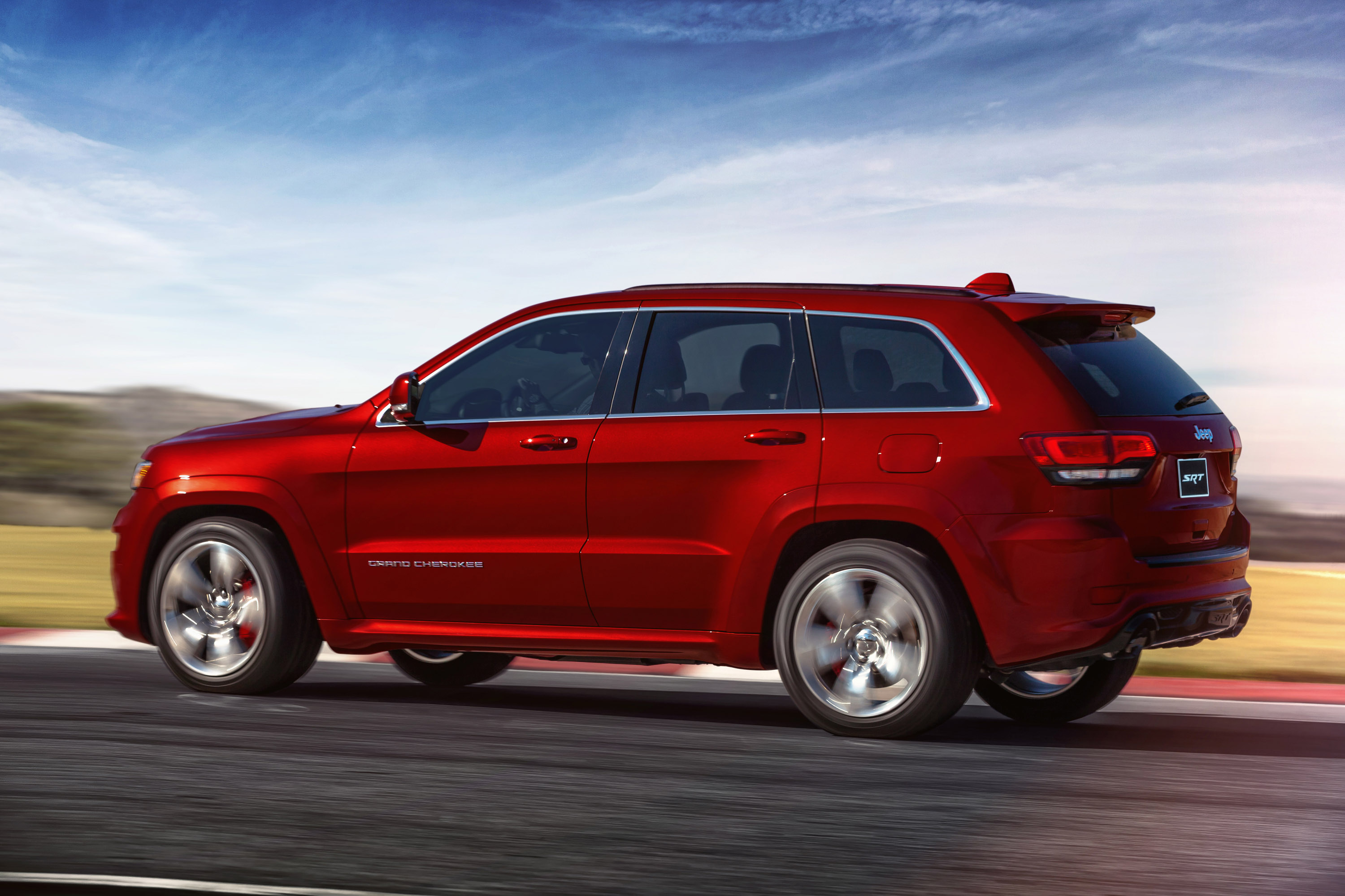 Jeep Grand Cherokee SRT photo #48