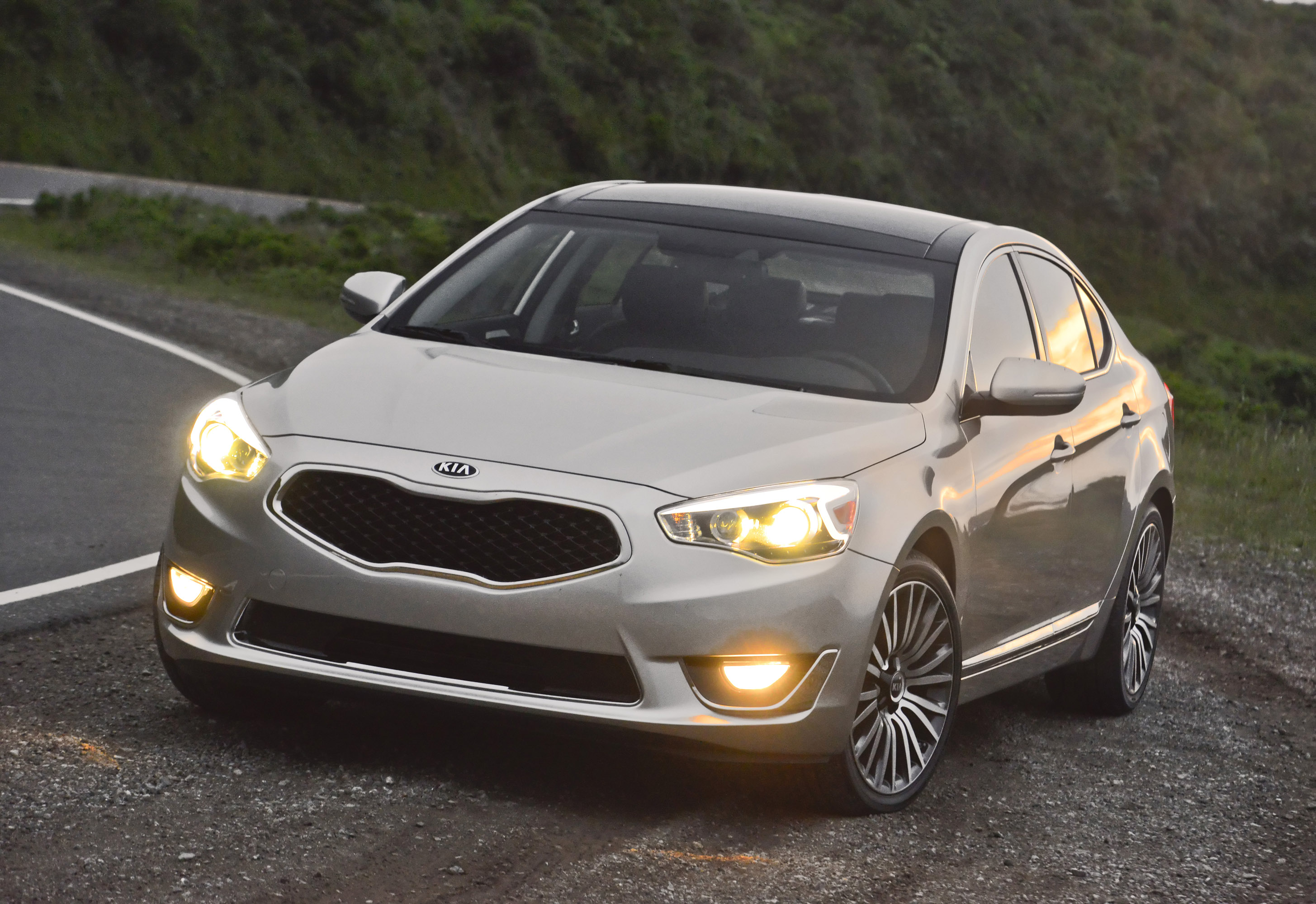 Kia Cadenza photo #2