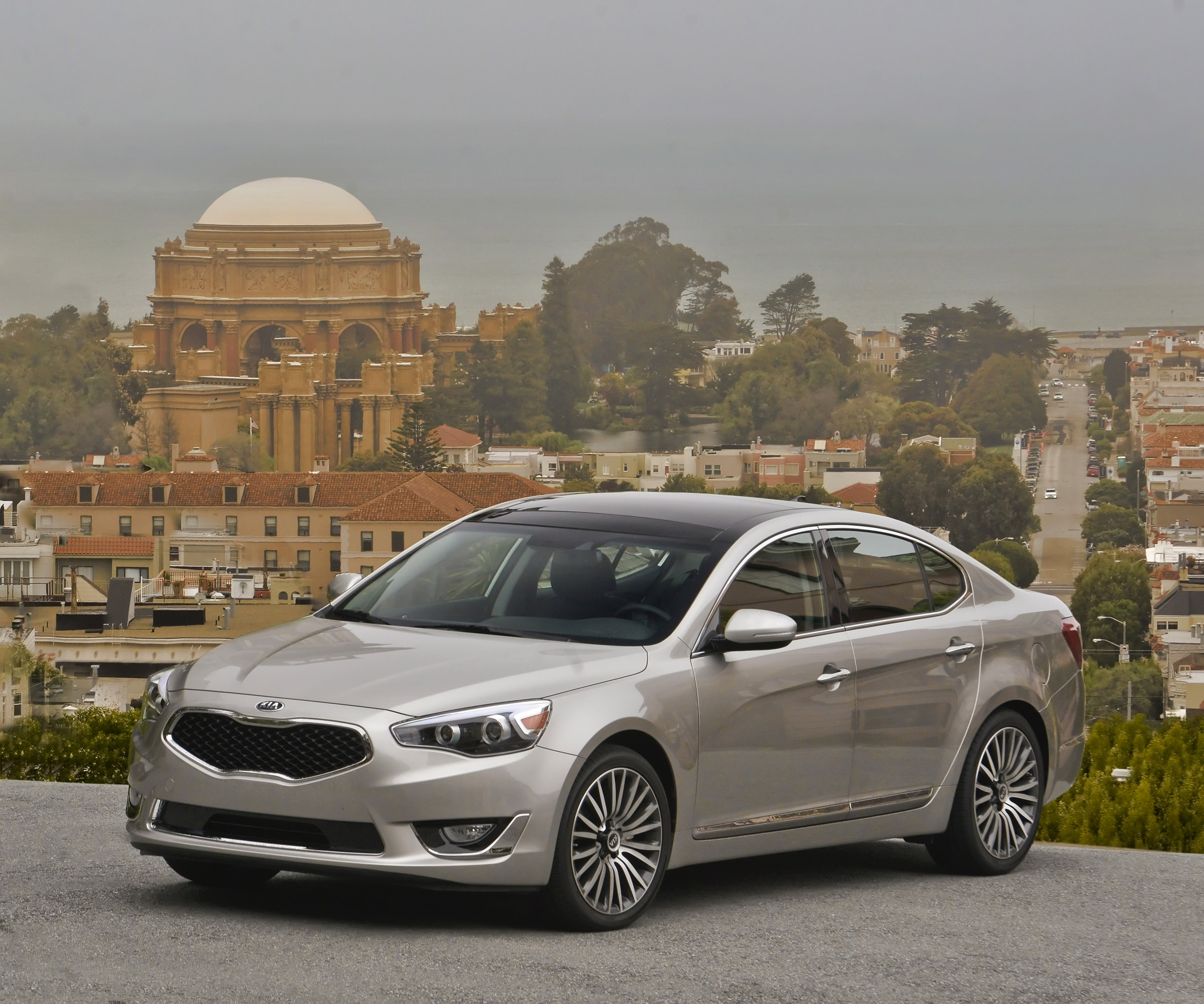 Kia Cadenza photo #25