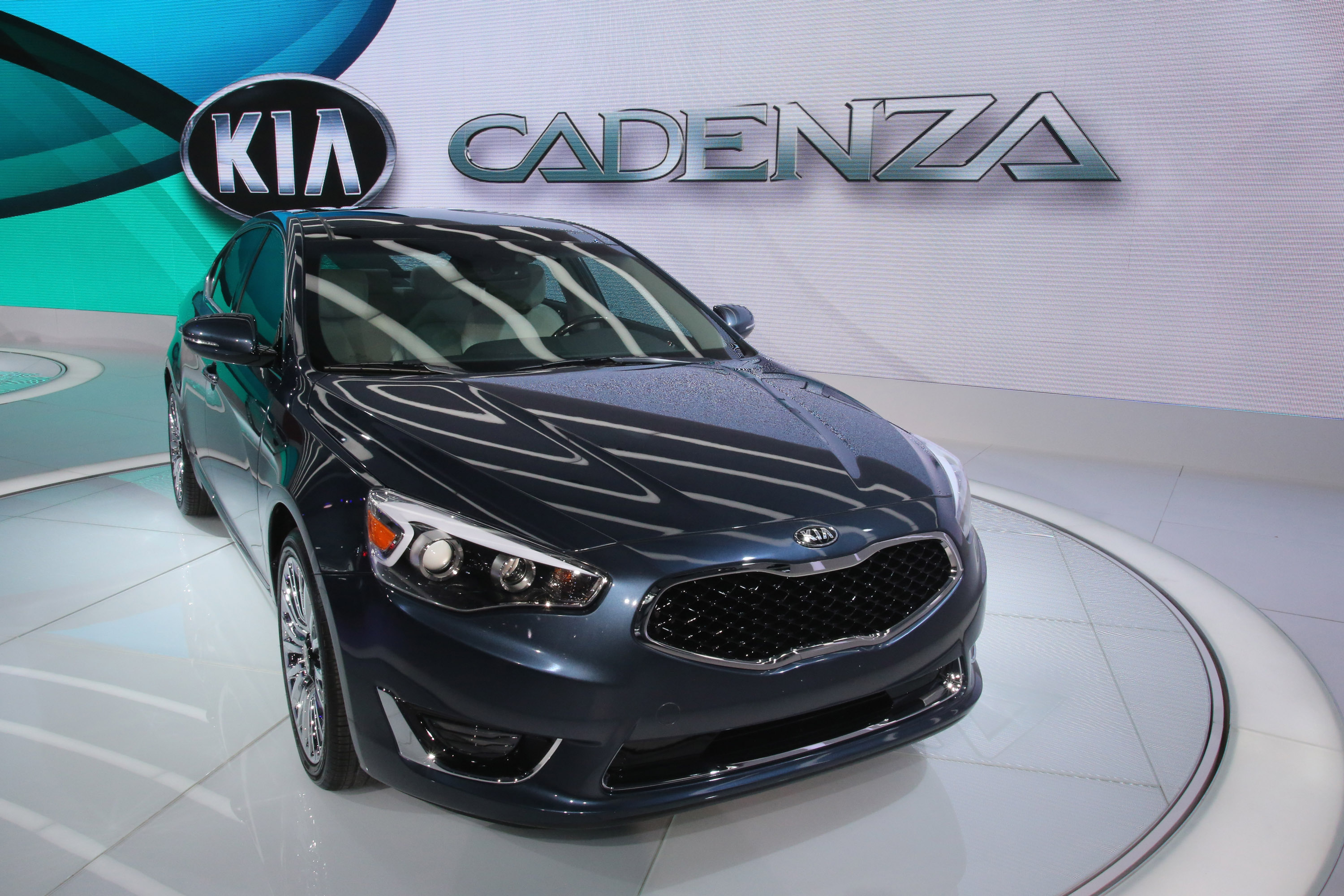 Kia Cadenza photo #28